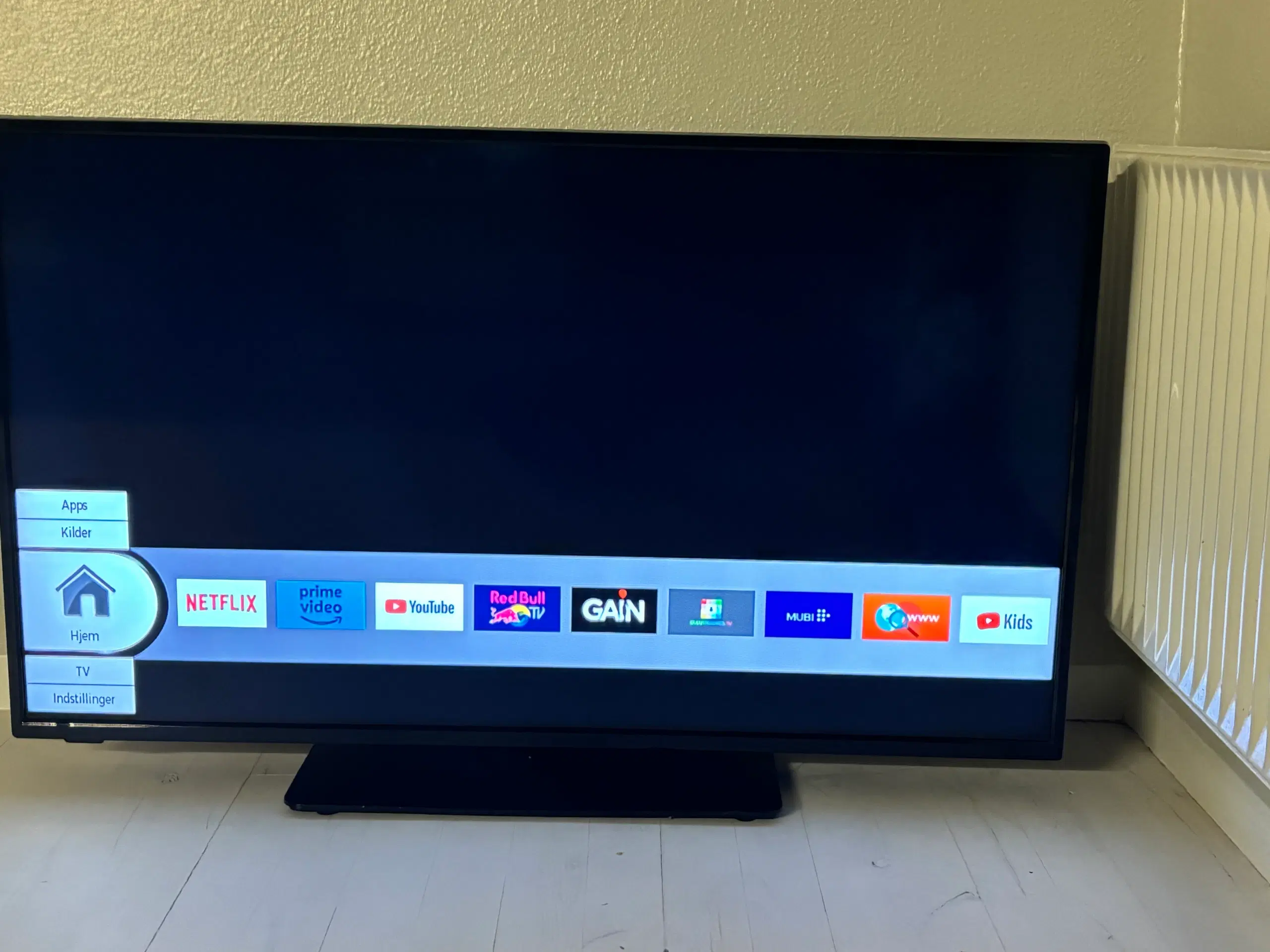 Smart tv 43 “ Prosonic  1 1/2 år gammelt