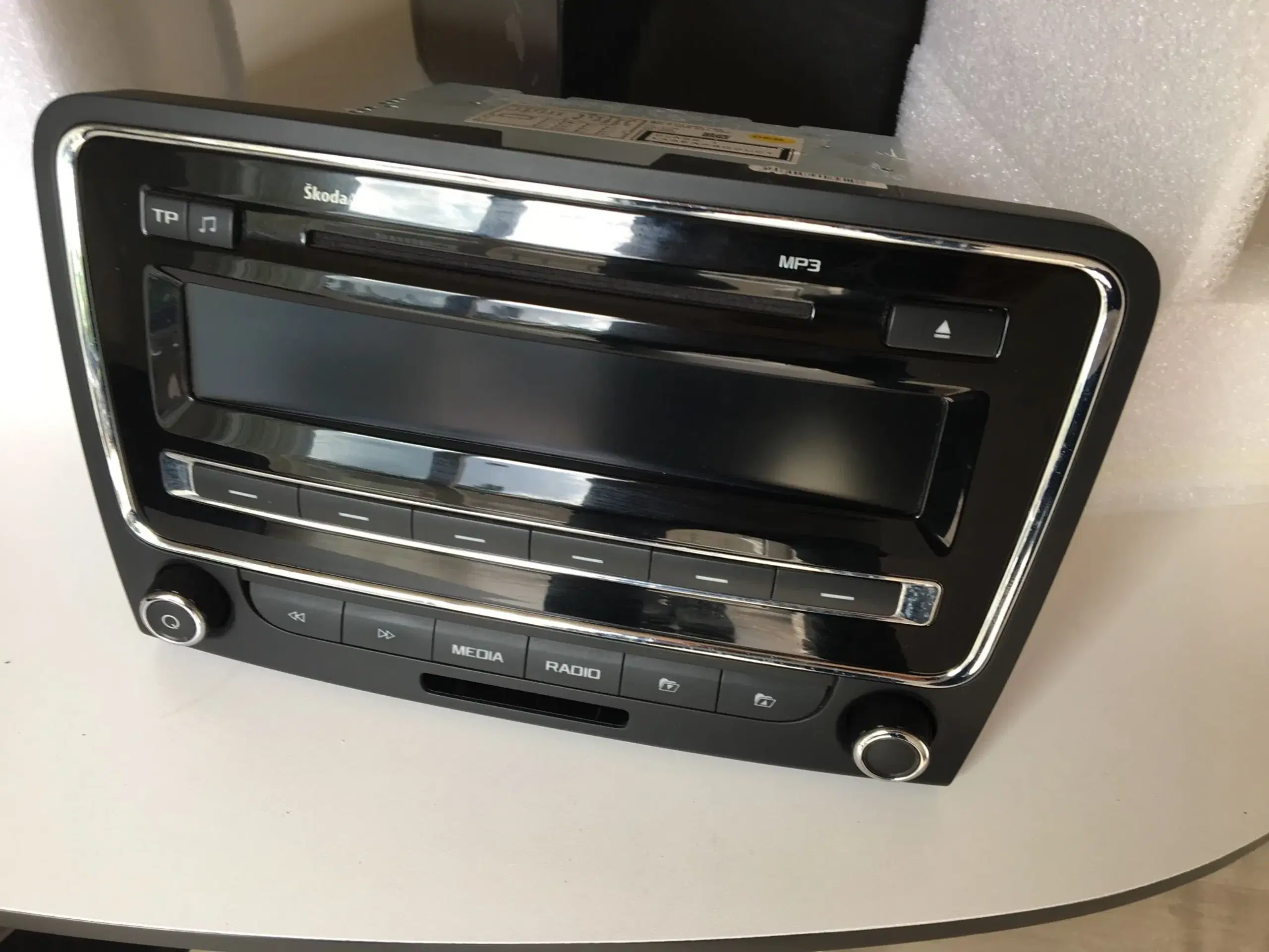 SKODA Superb Swing radio