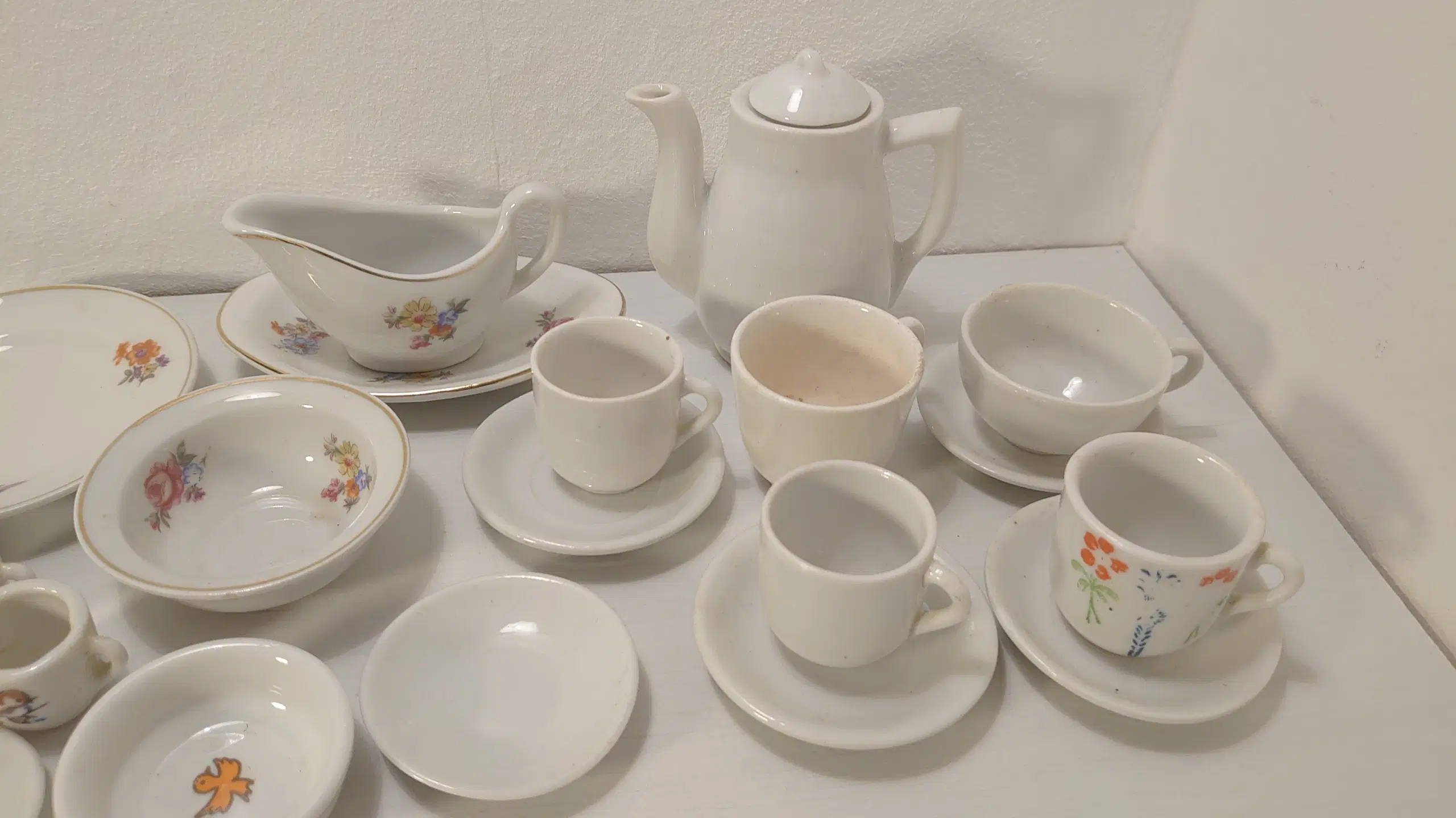 29 dele vintage dukke porcelæns stel