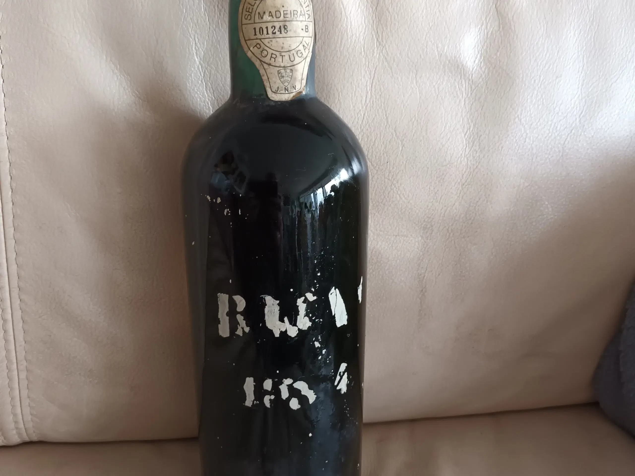 LEACOCK'S MADEIRA  MADEIRA VINE  BUAL 1934 GIV ET