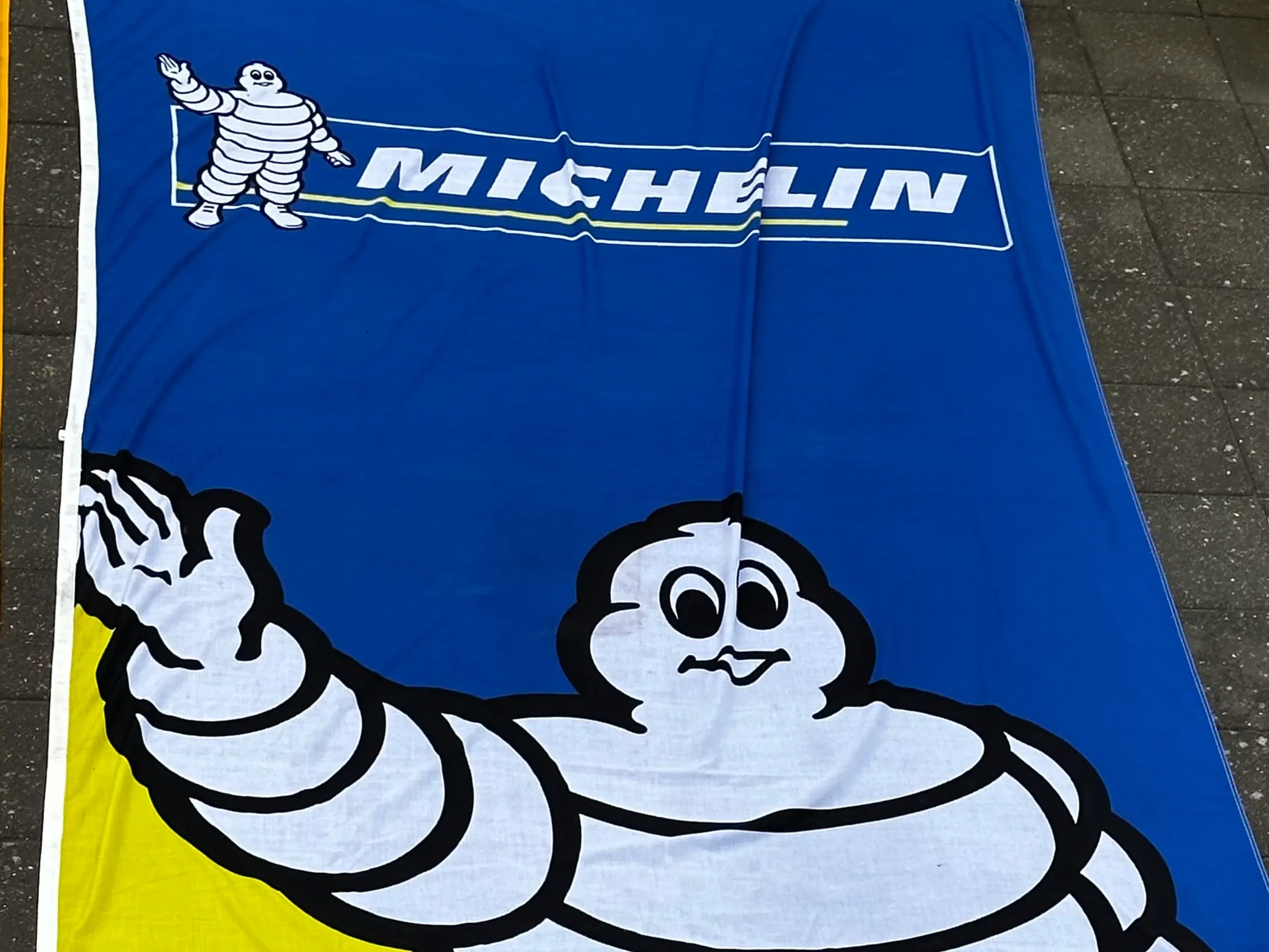 Ngk og Michelin bannere