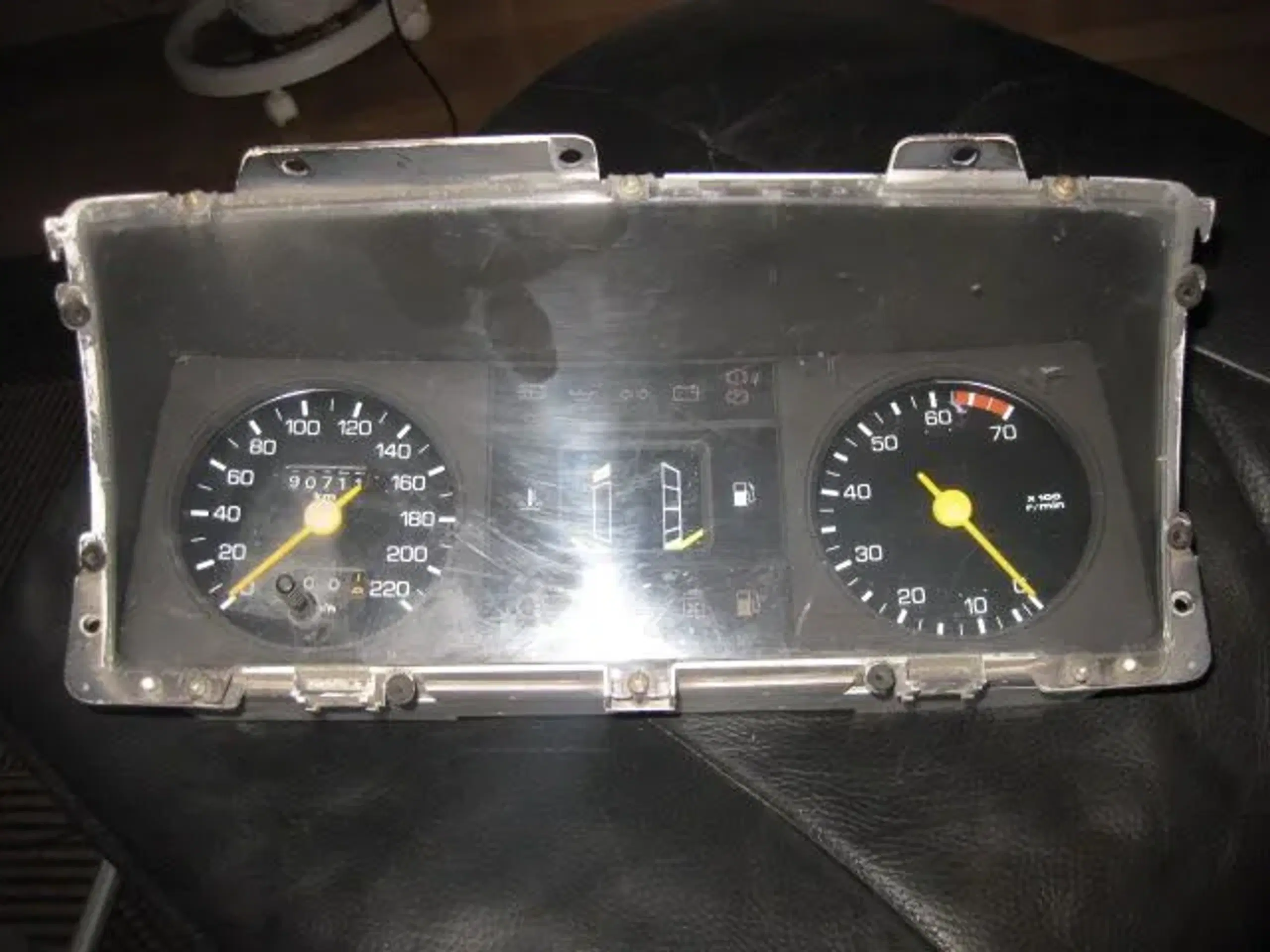 Ford Escort Speedometer