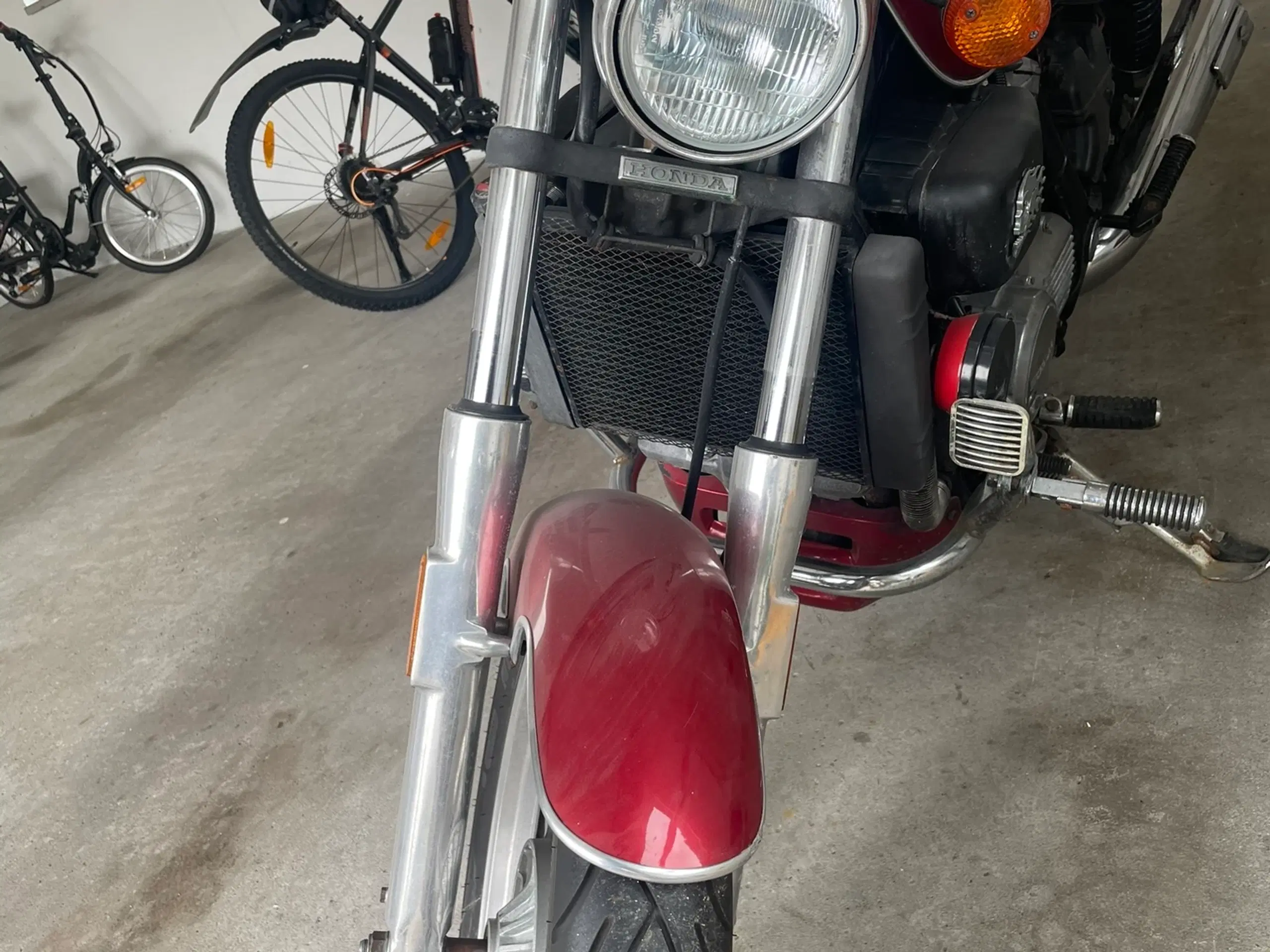 Honda Super Magna 700