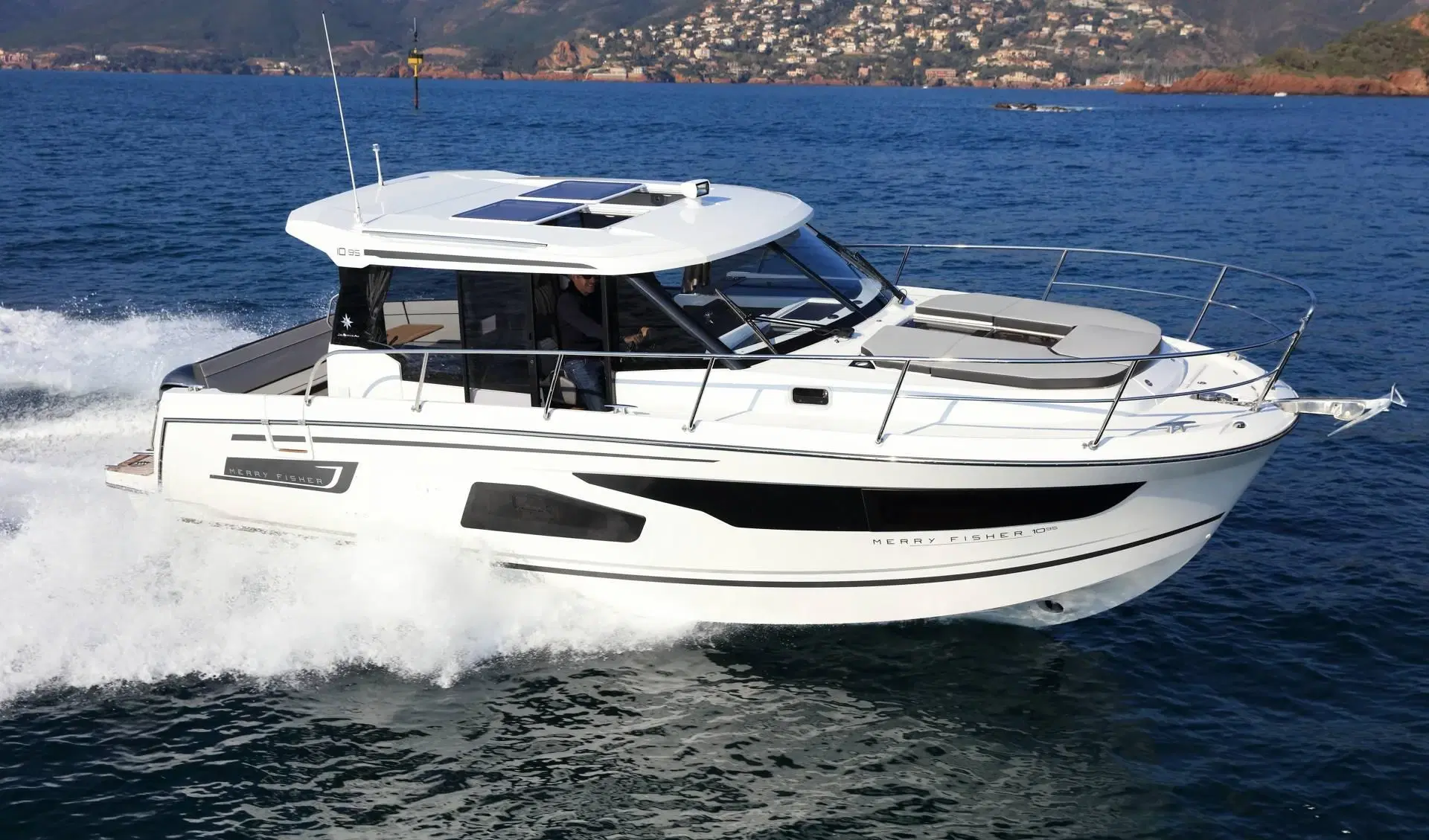 Jeanneau 1095 Merry Fisher Cruiser