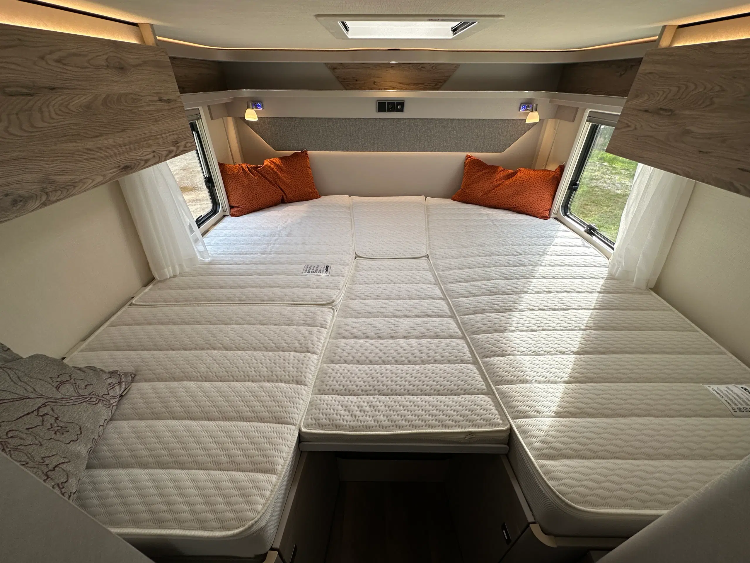 VOGN 8 | Autocamper udlejes | HYMER- EXSIS T580