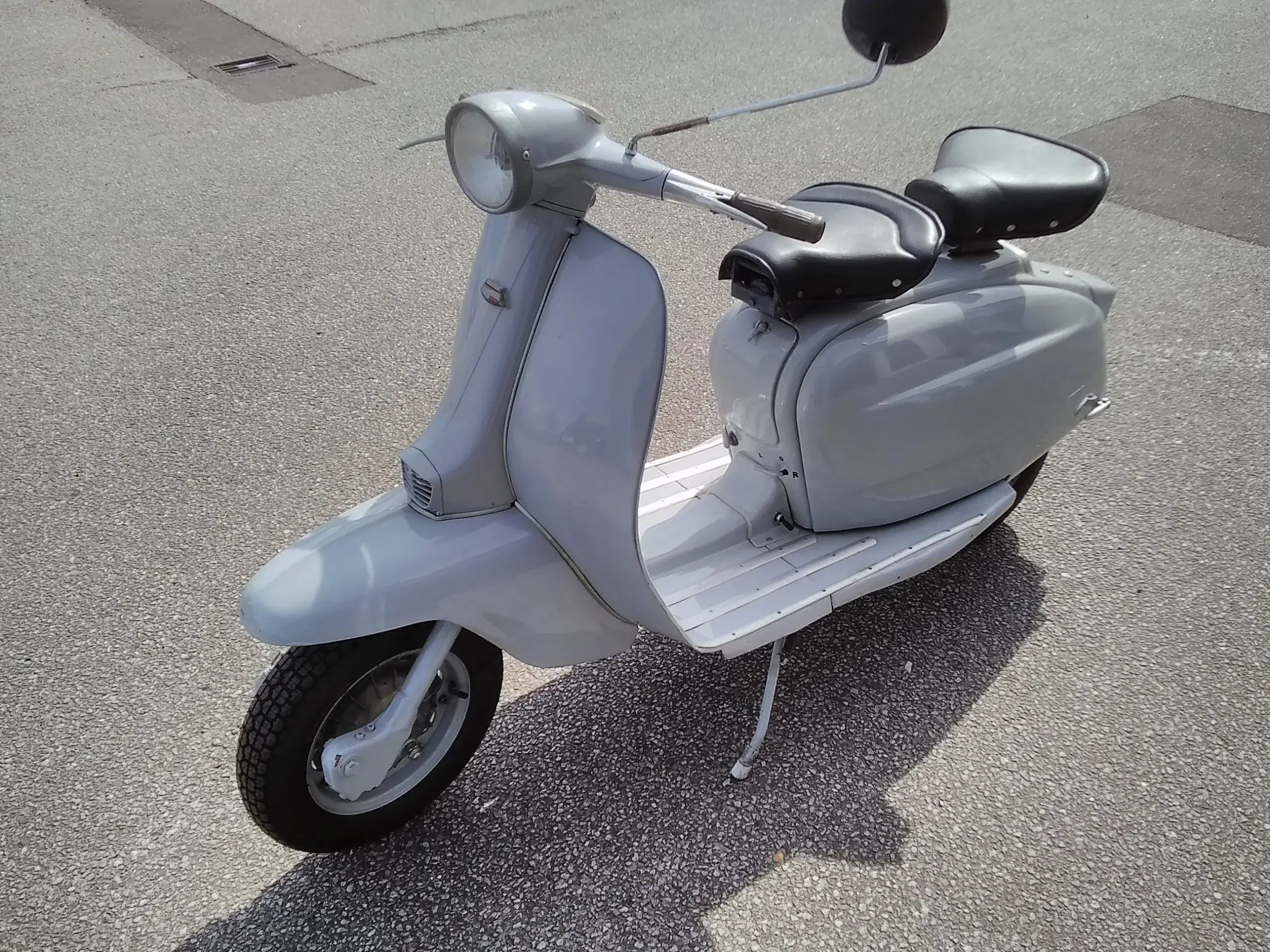 Lambretta Scoolmarster