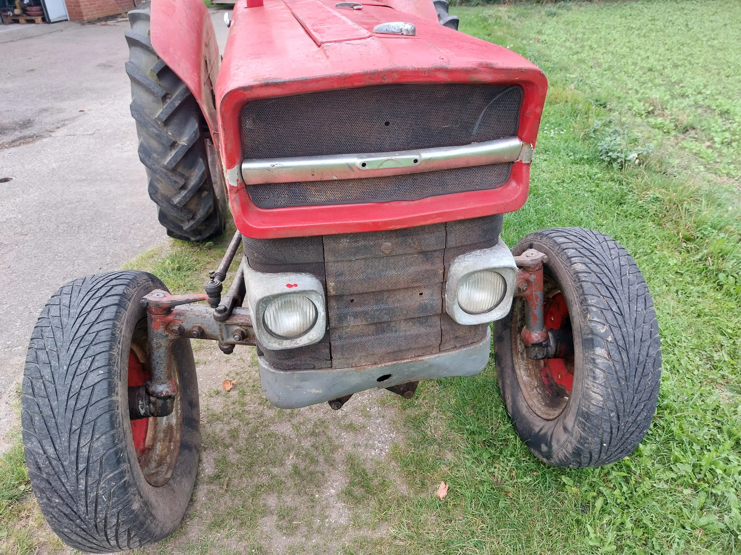 Massey ferguson 135 benzin