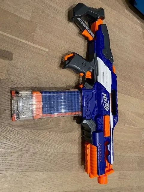 "NERF" legetøj X shot