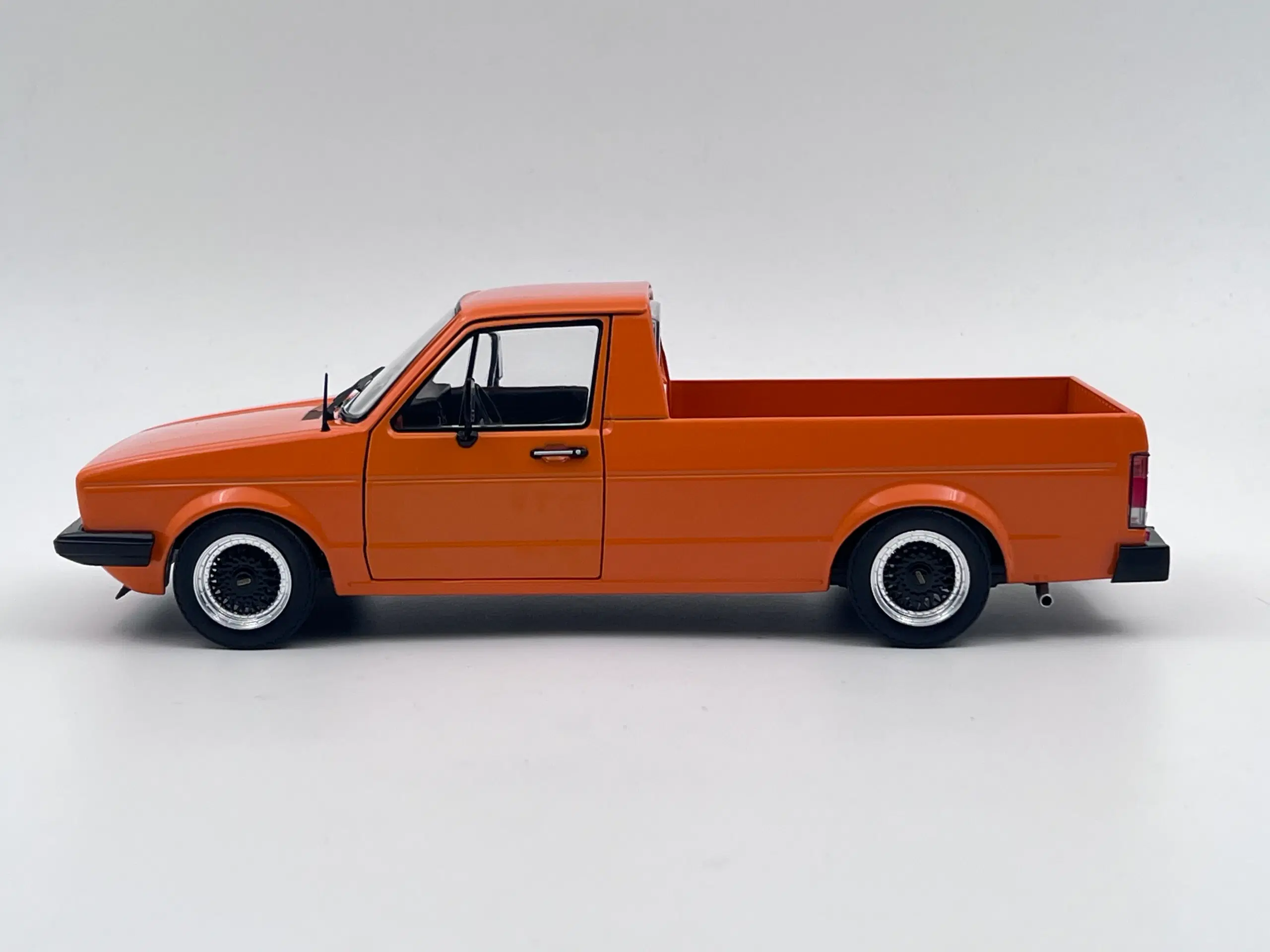 1982 VW Caddy Mk 1 med BBS - 1:18