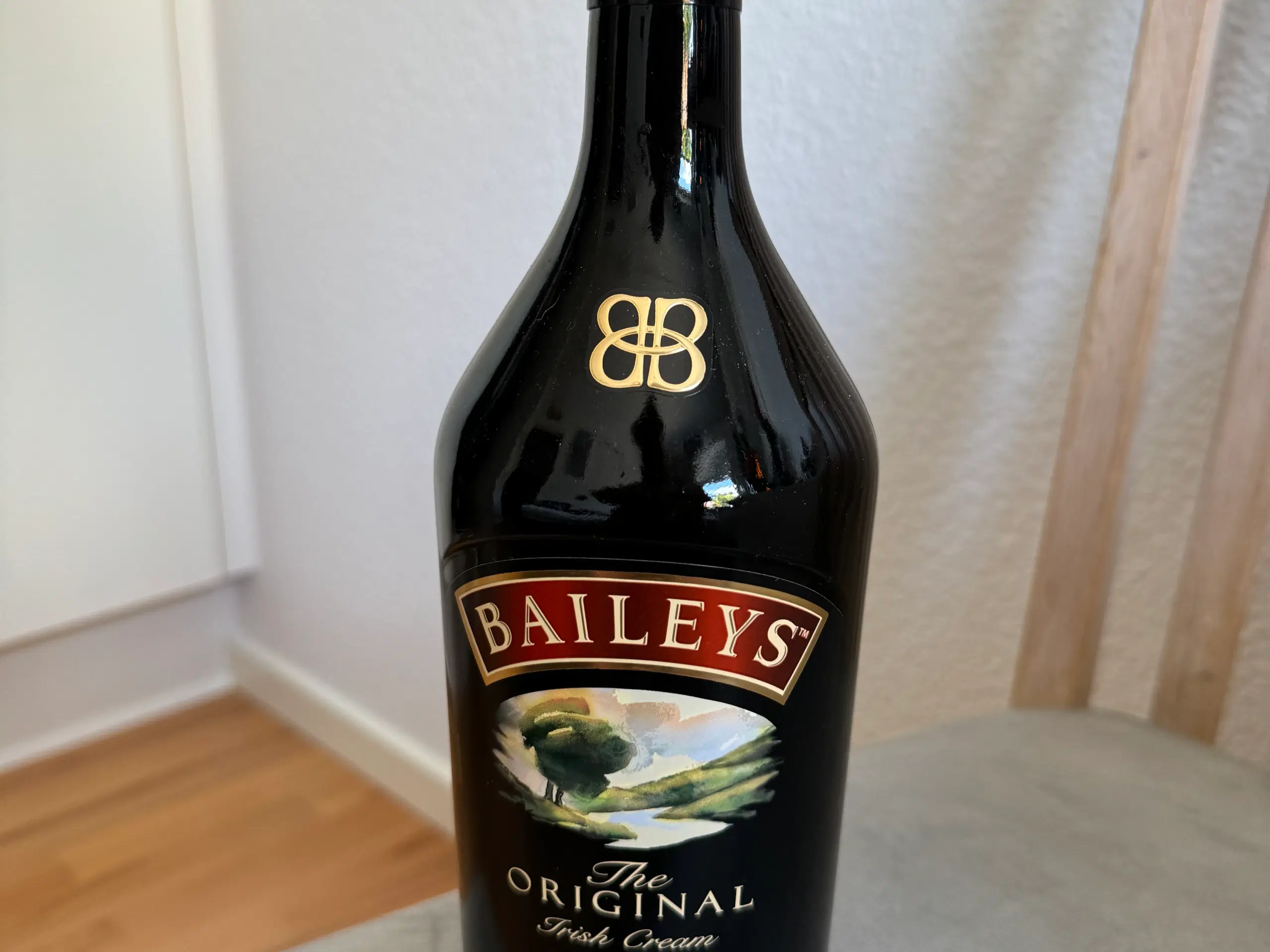 Bailleys 75 kr og Cognac 100 kr