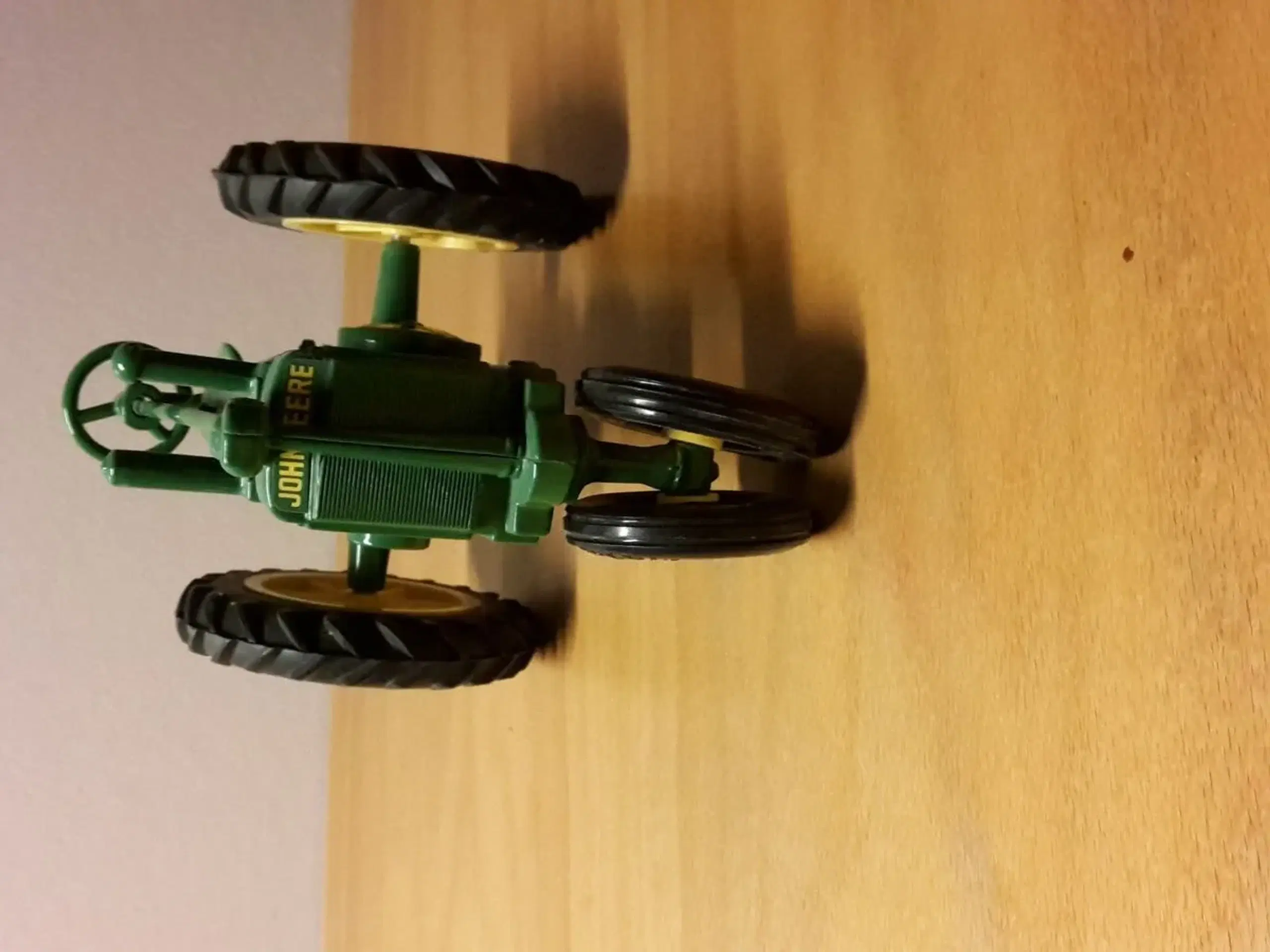 Modeltraktor John Deere A