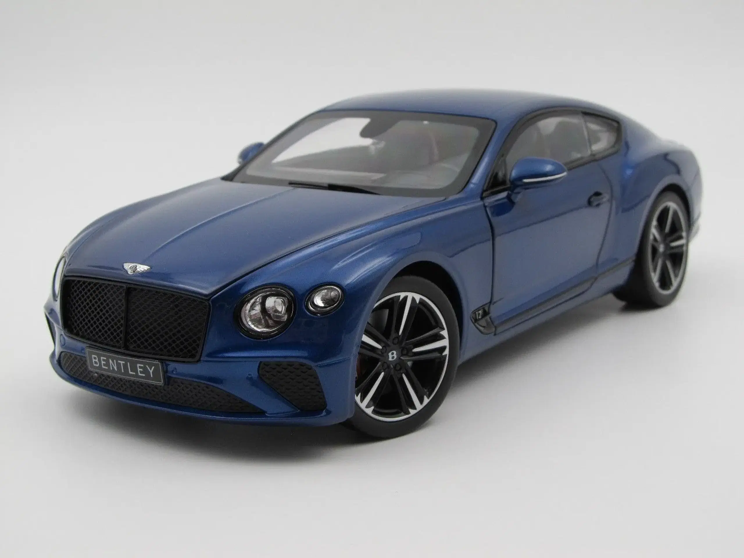 2018 Bentley Continental GT Coupe 1:18