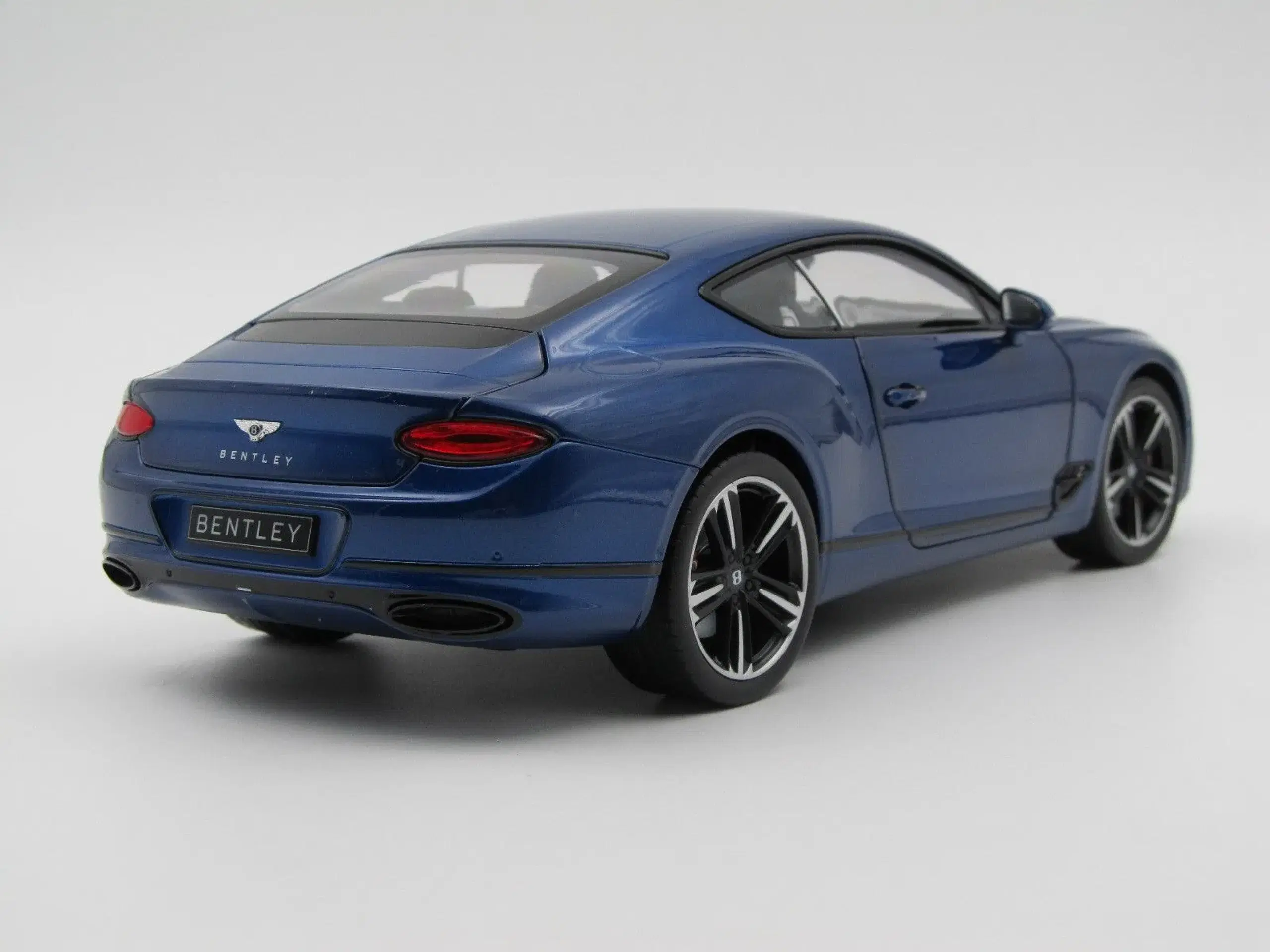 2018 Bentley Continental GT Coupe 1:18