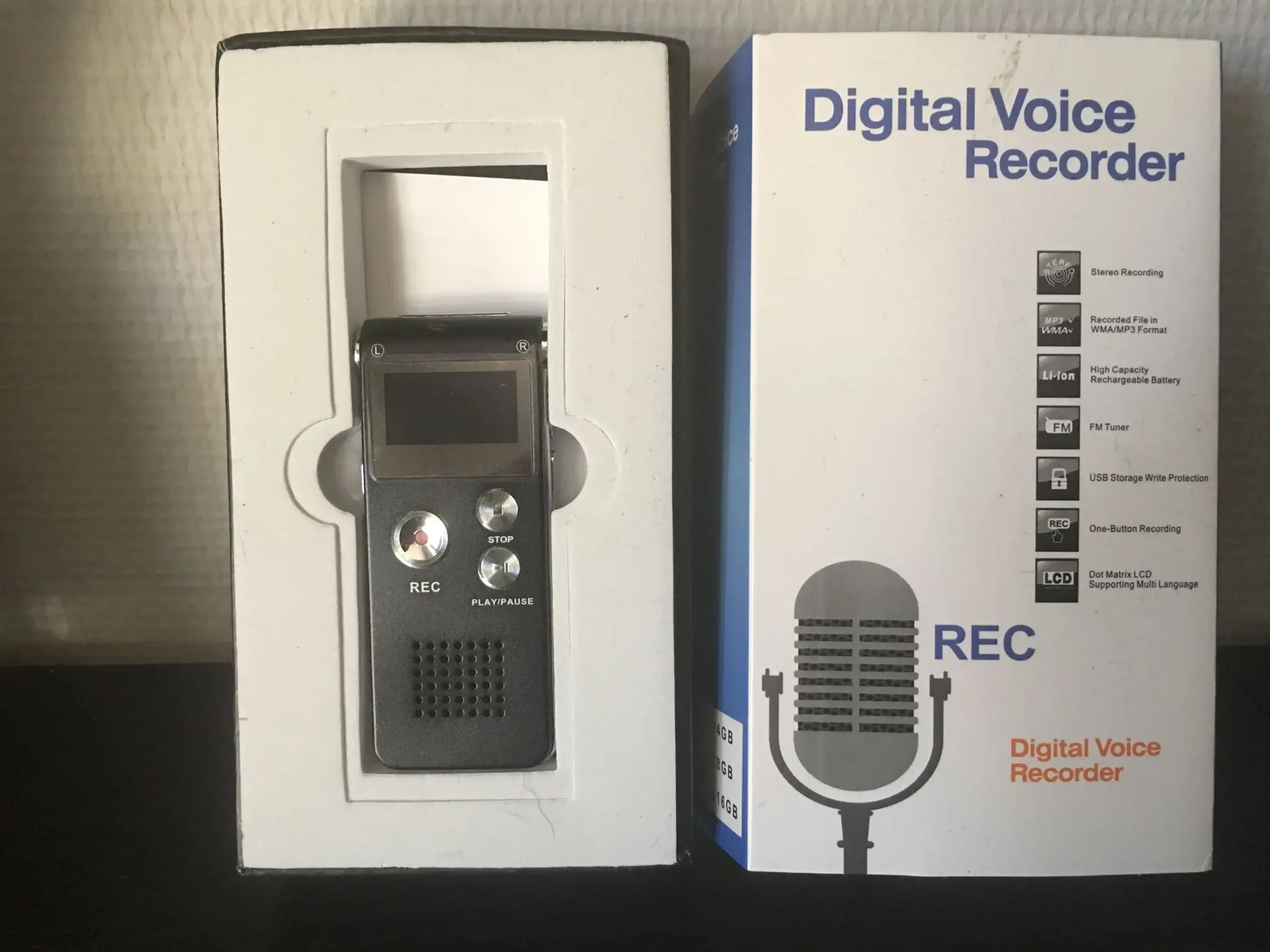 Digital voice recorder