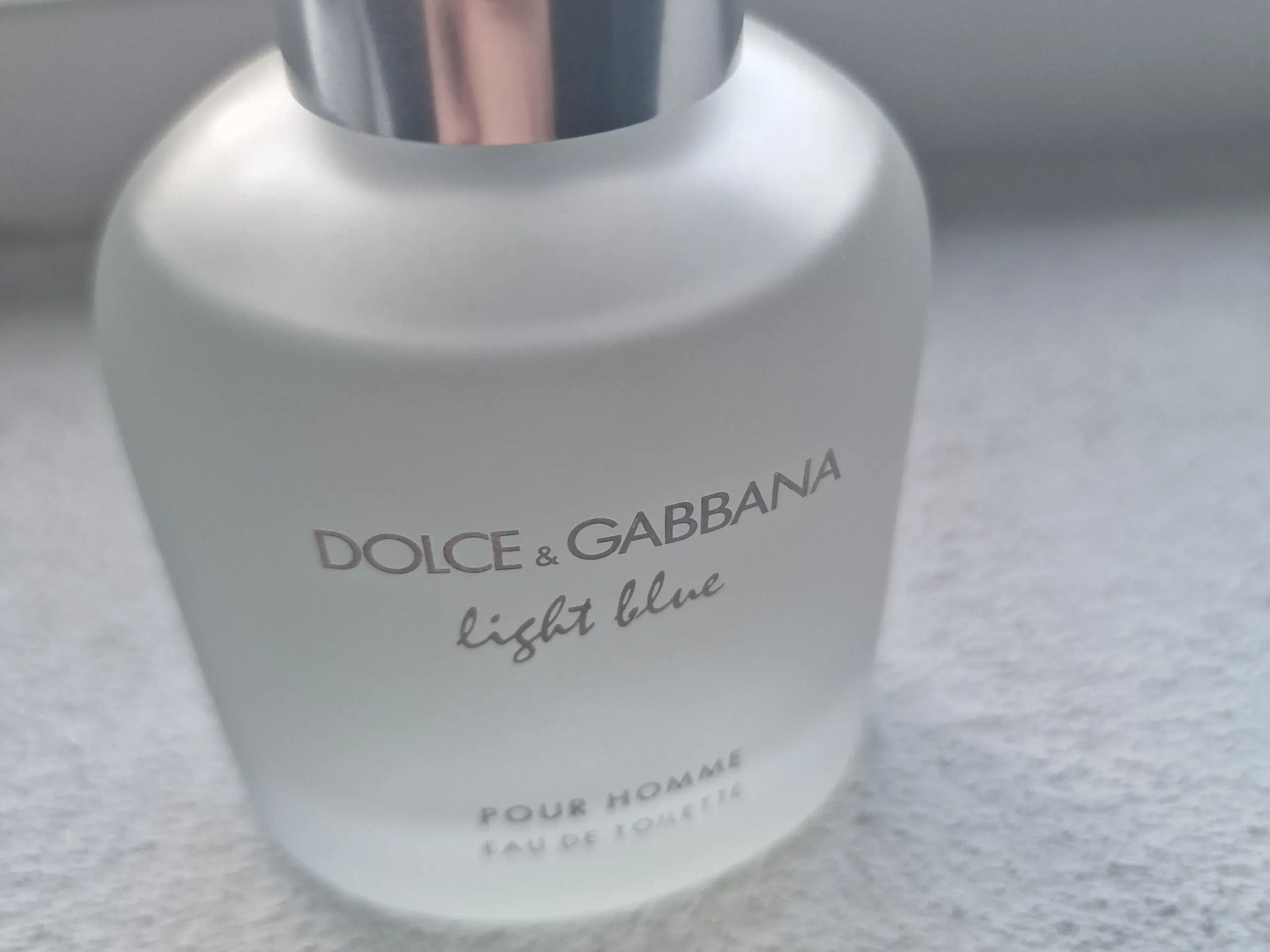 Dolche  Gabbana light blue parfume