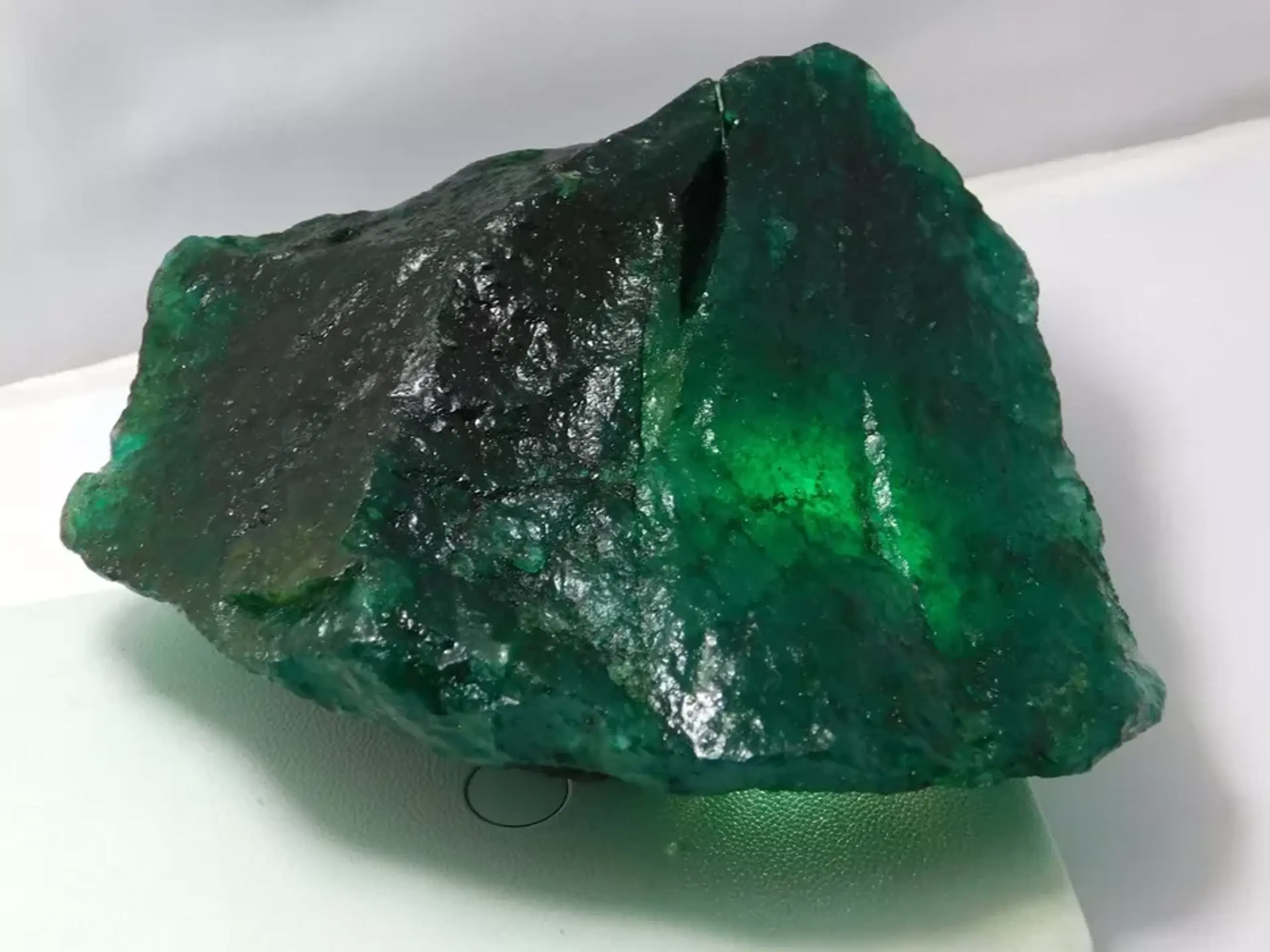 Certified 140500 CT Colombian Green Emerald Natur