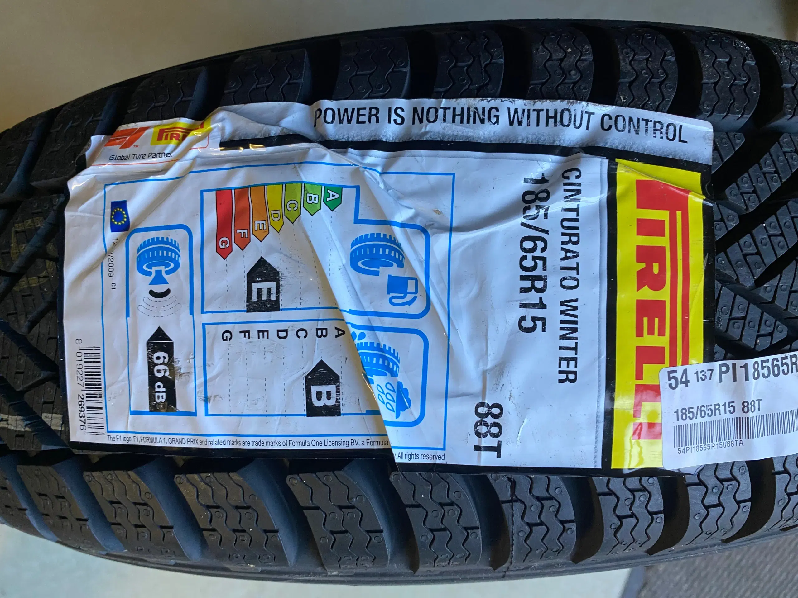 Pirelli 185/65R15 88T nyt Vinterdæk