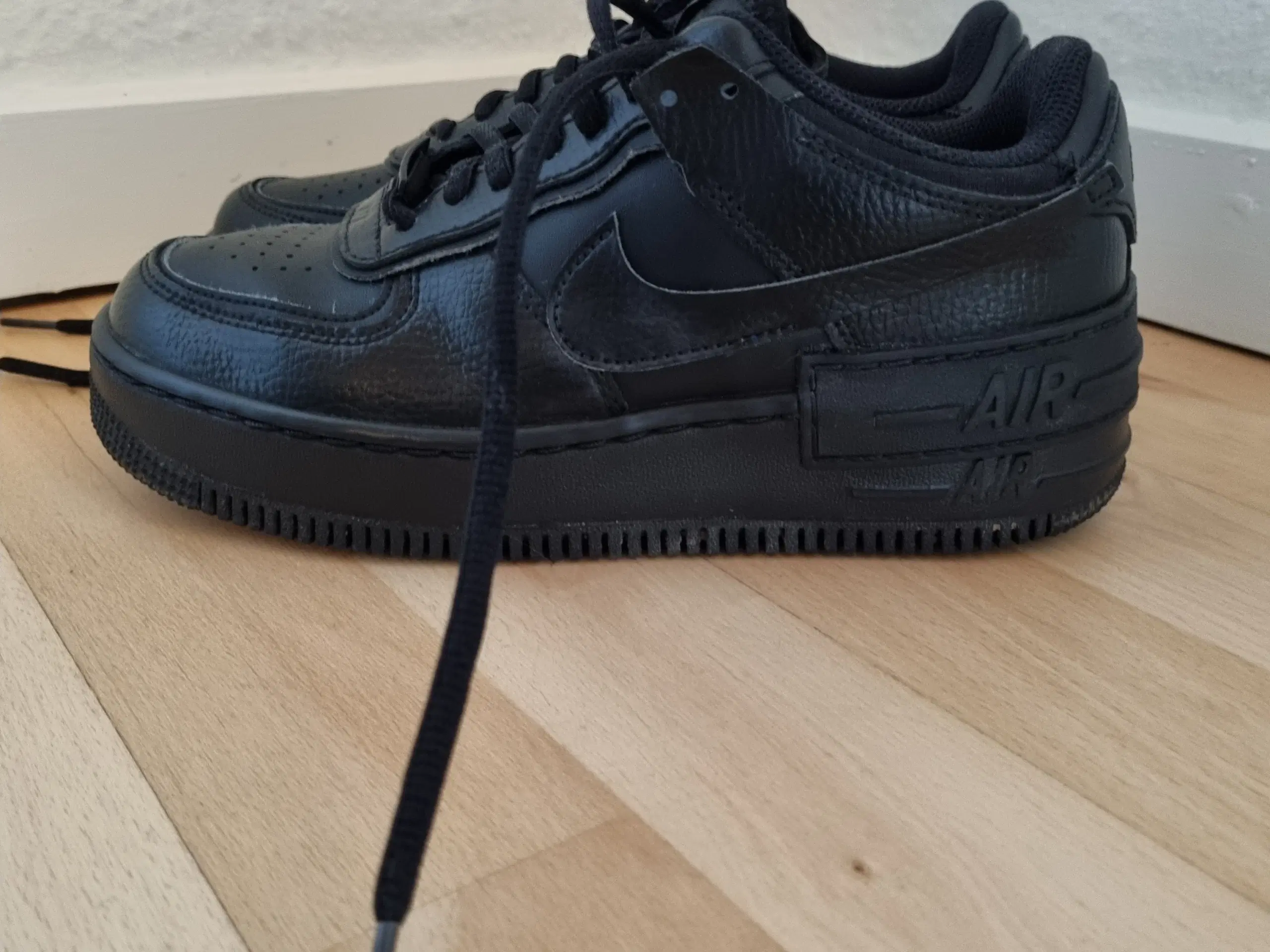 NIKE W AF1 SHADOW Black sneakers str375