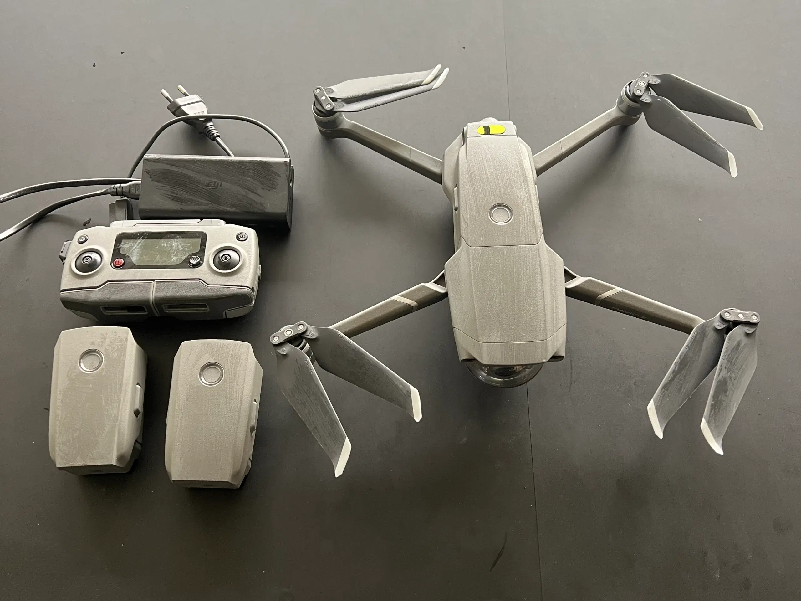 DJI Mavic 2 Zoom + fly more kit