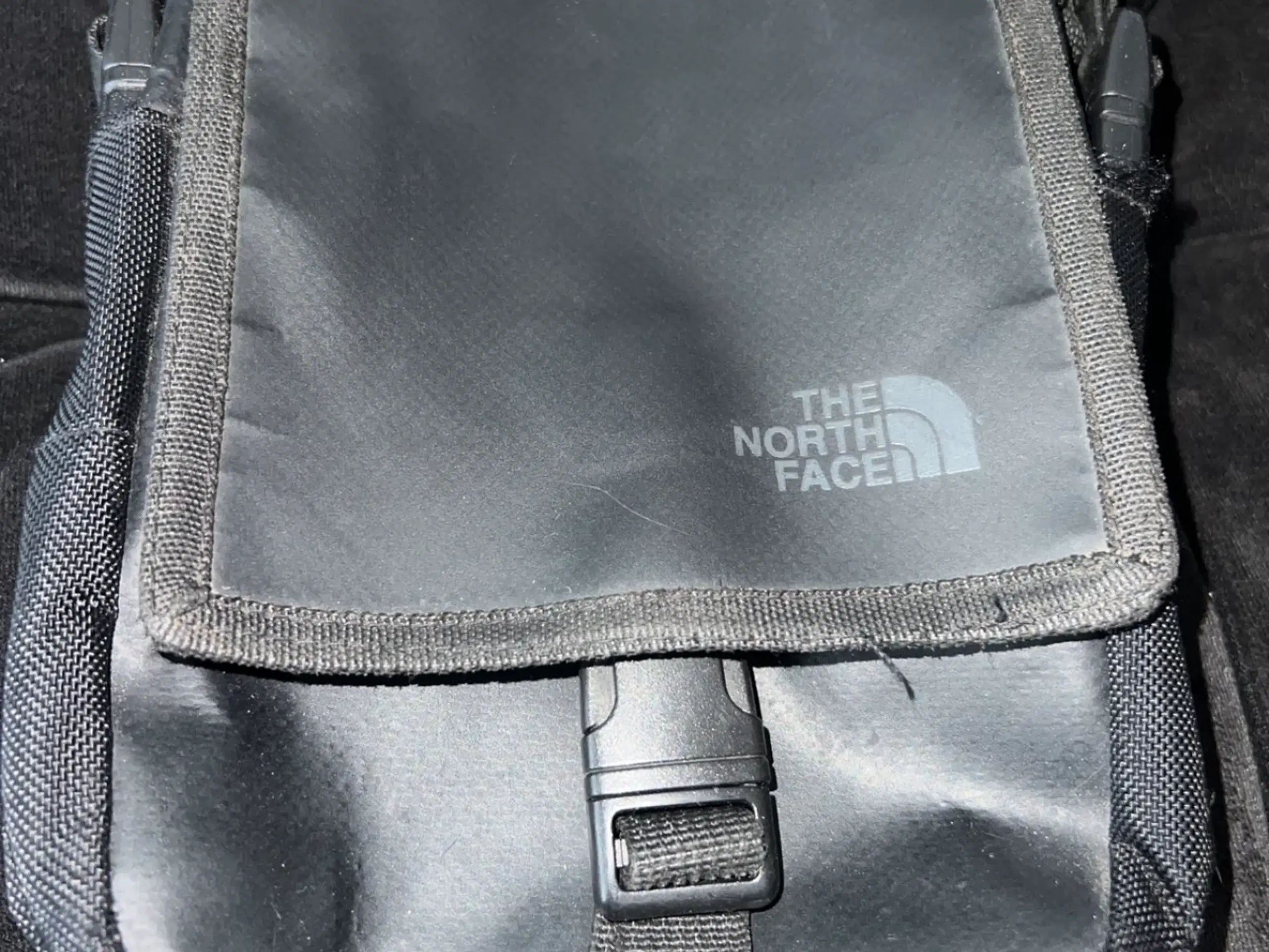 THE NORTH FACE