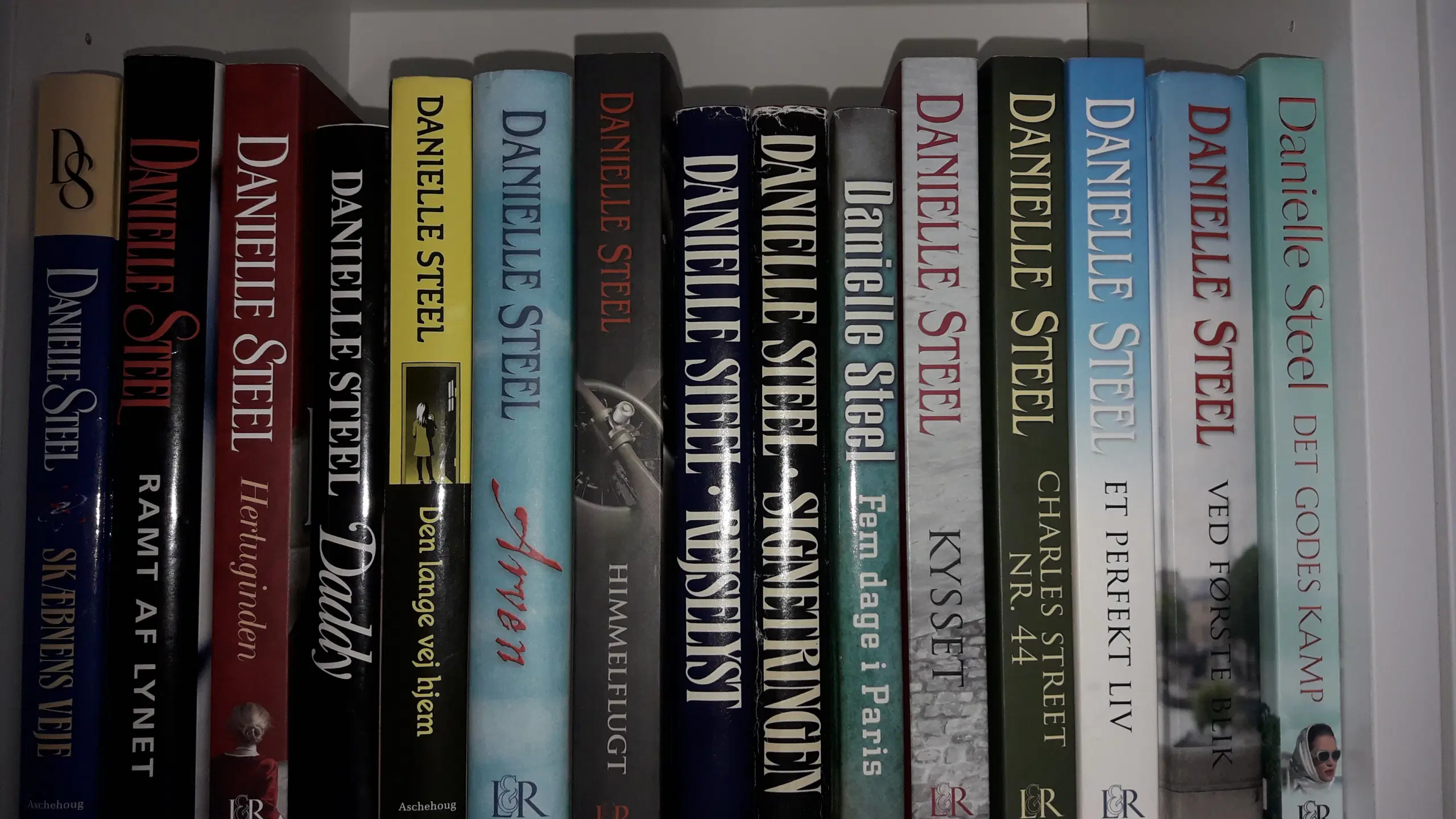 Danielle Steel samling