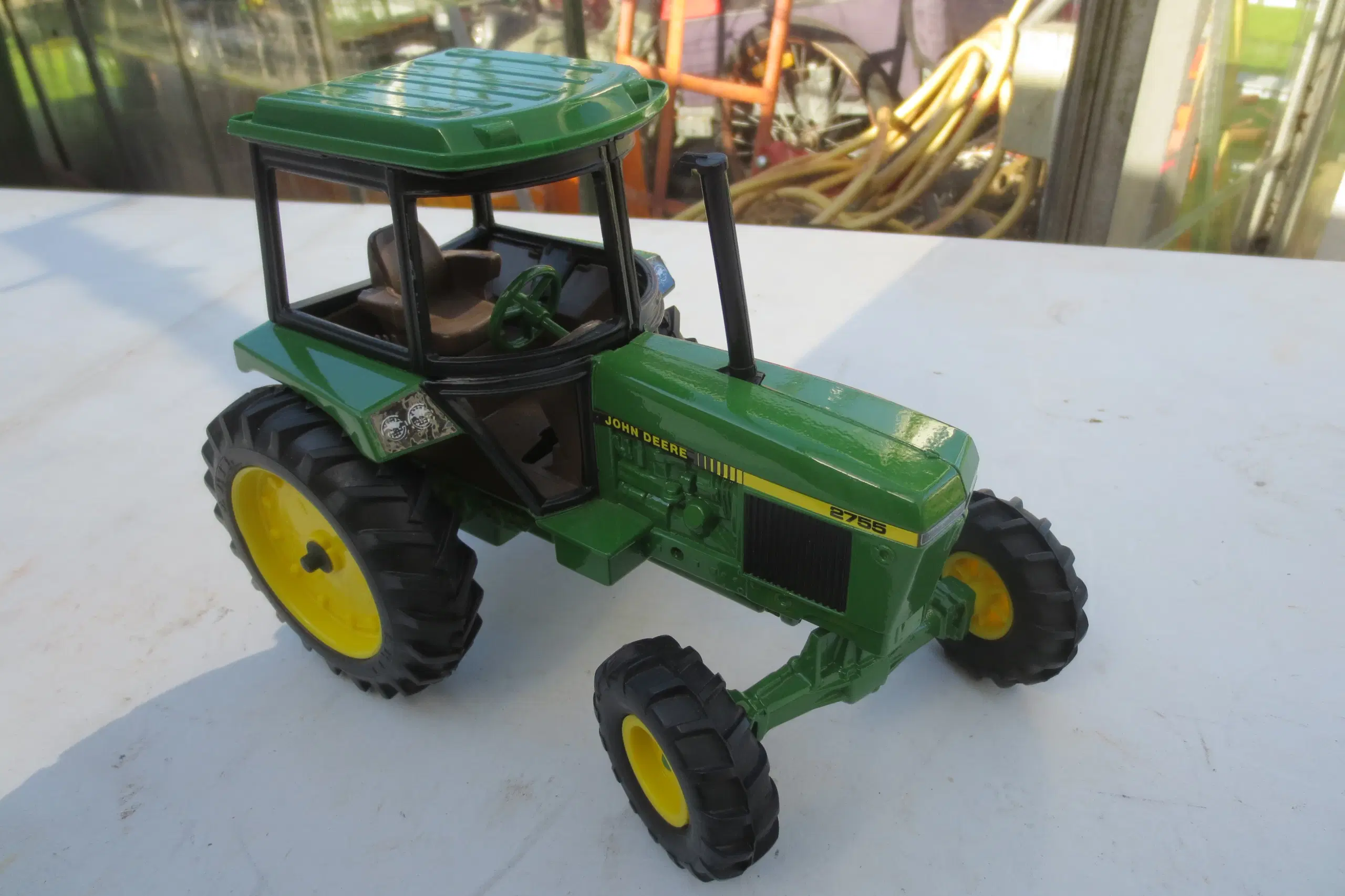 1 stk John Deere 2755 Modeltraktor Fra ERTL