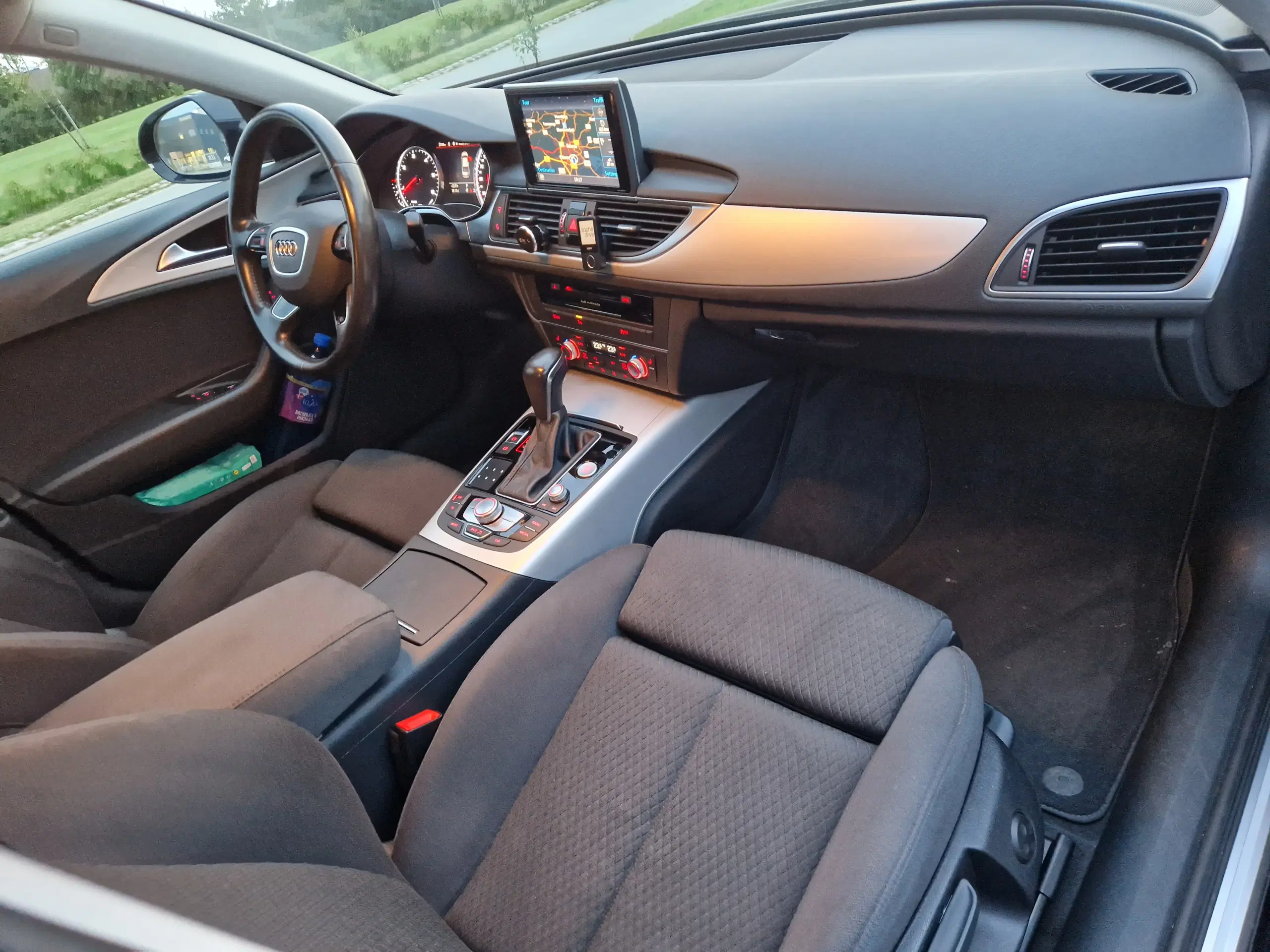 SKARP PRIS- Audi A6 2015 30tdi 218hk S-Line S-tr