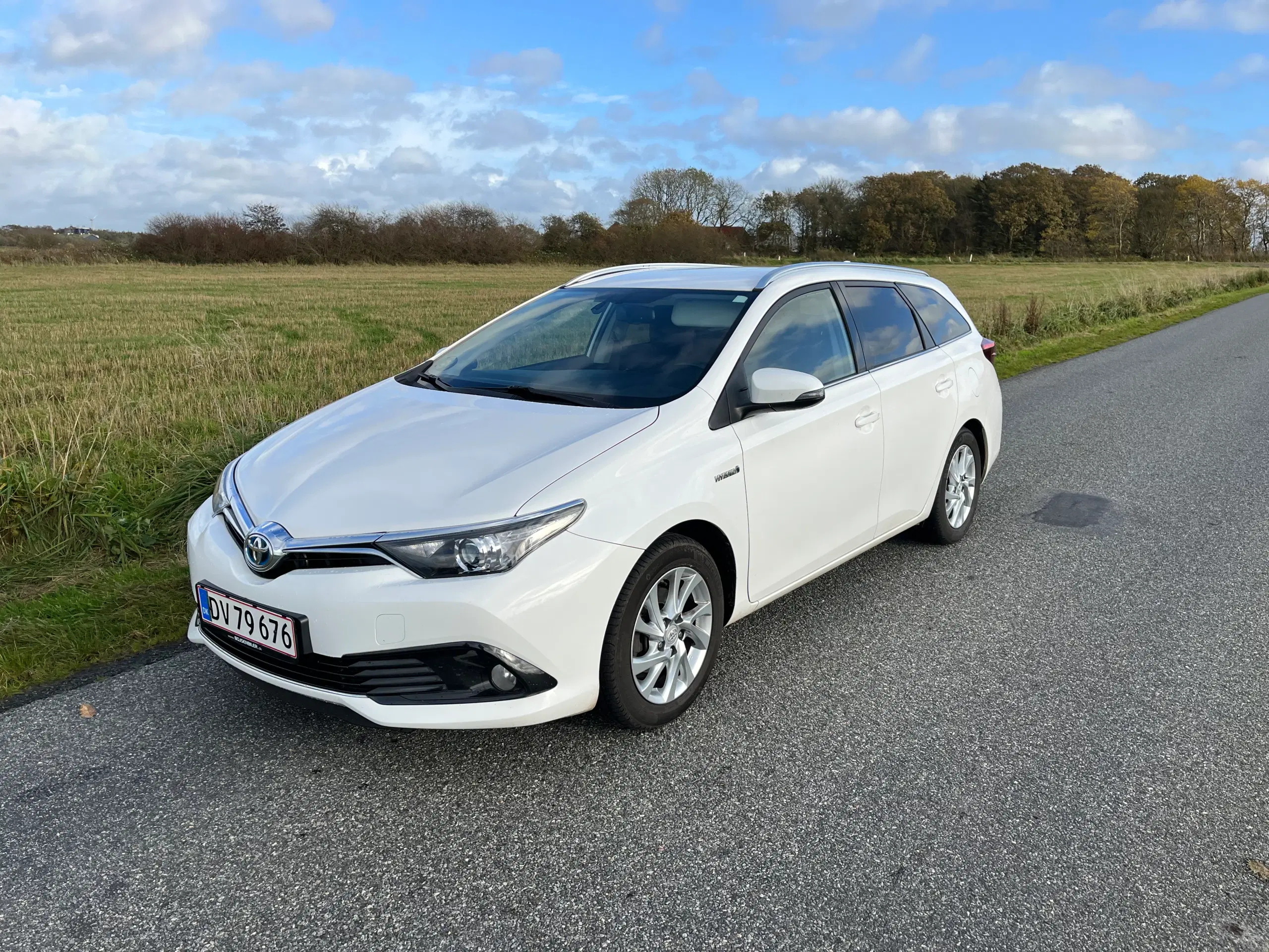 Toyota Auris Hybrid