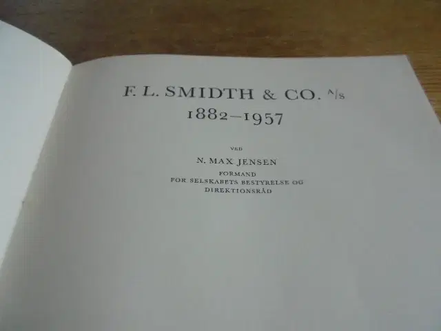 FL Schmidt  Co A/S 1882-1957  Fast bind
