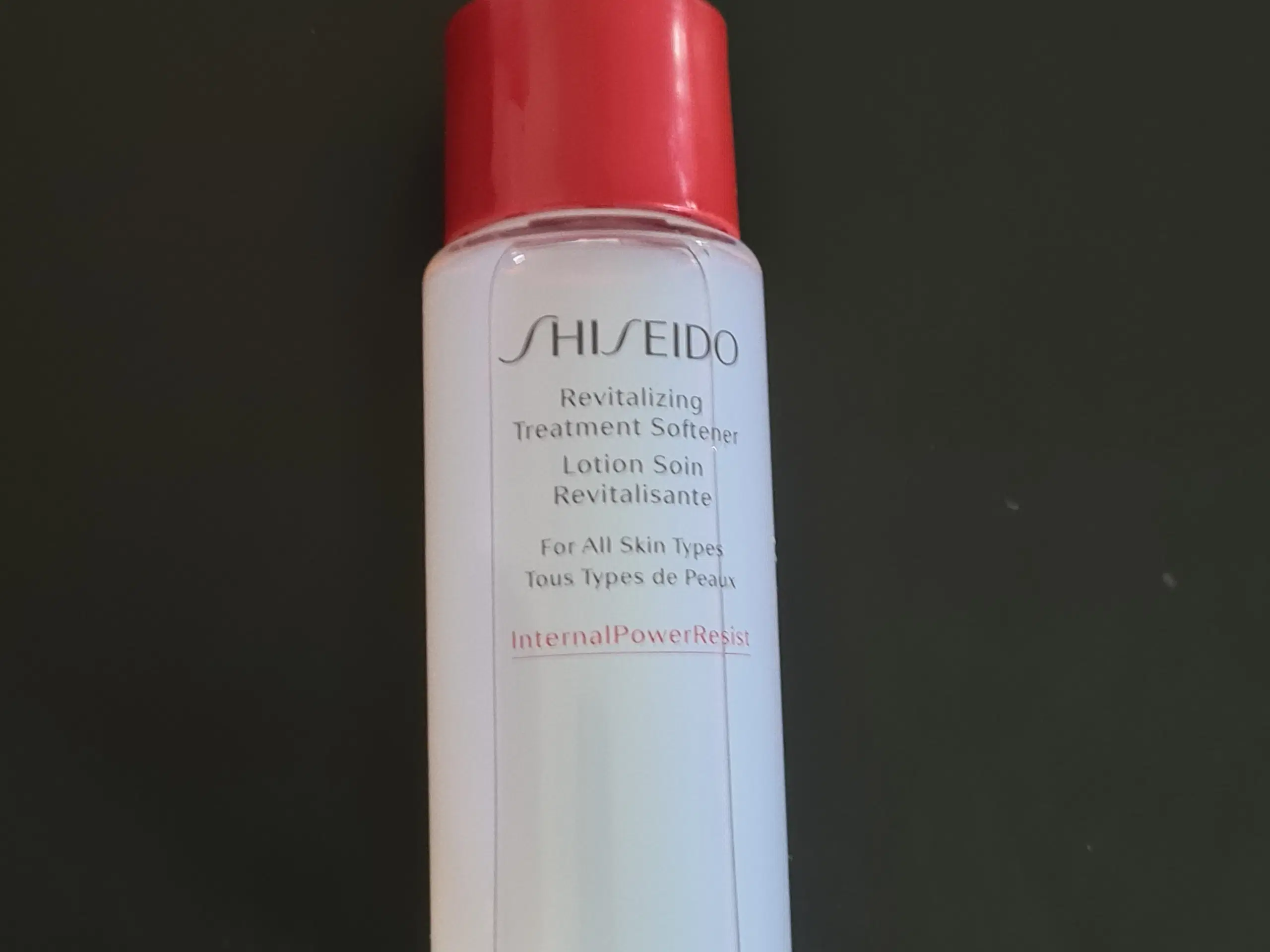 Shiseido serum, softner og 3 pakker eye mask.