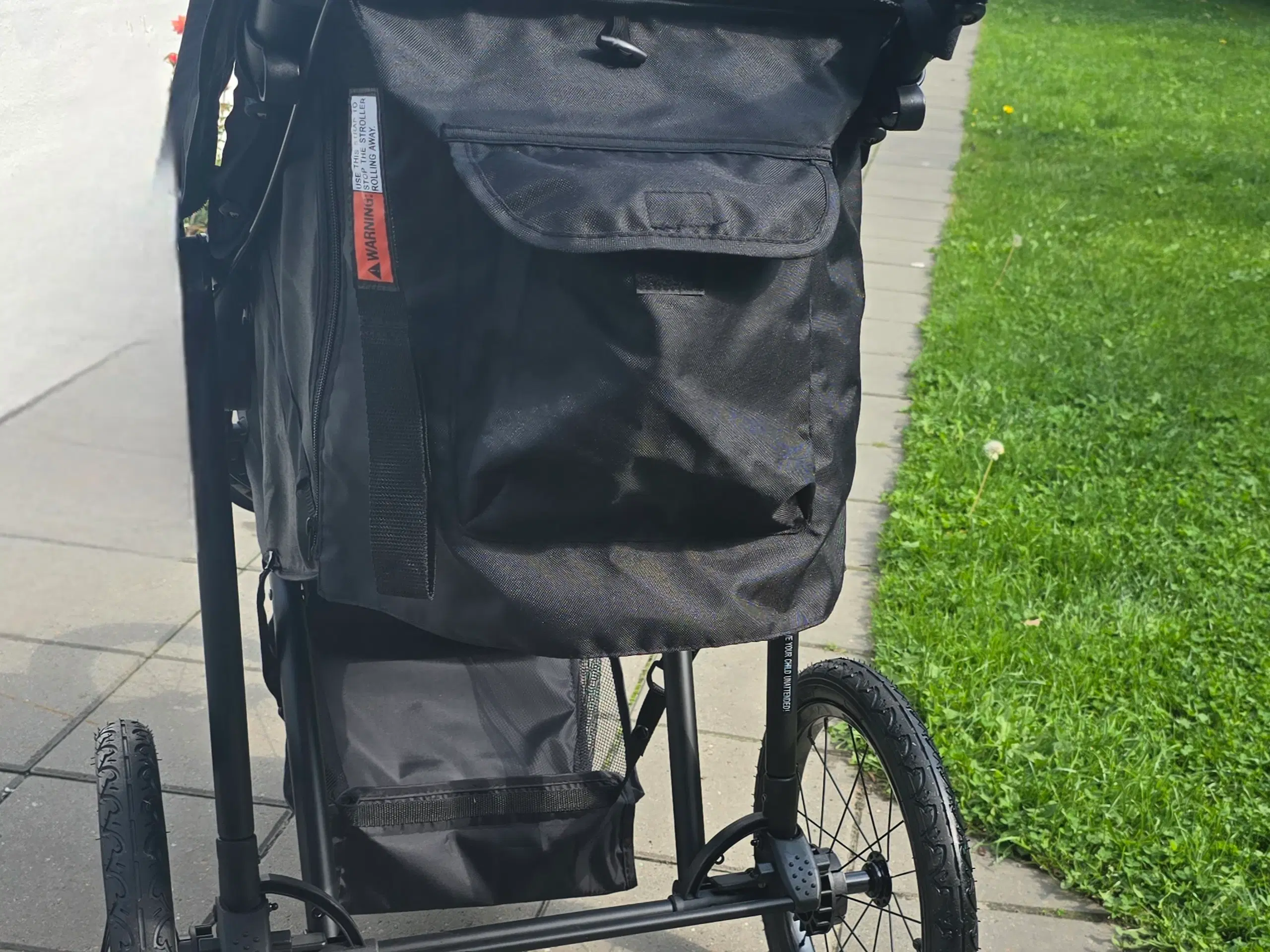 Barnevogn Solace løbejogger 20 sort SCANDIA