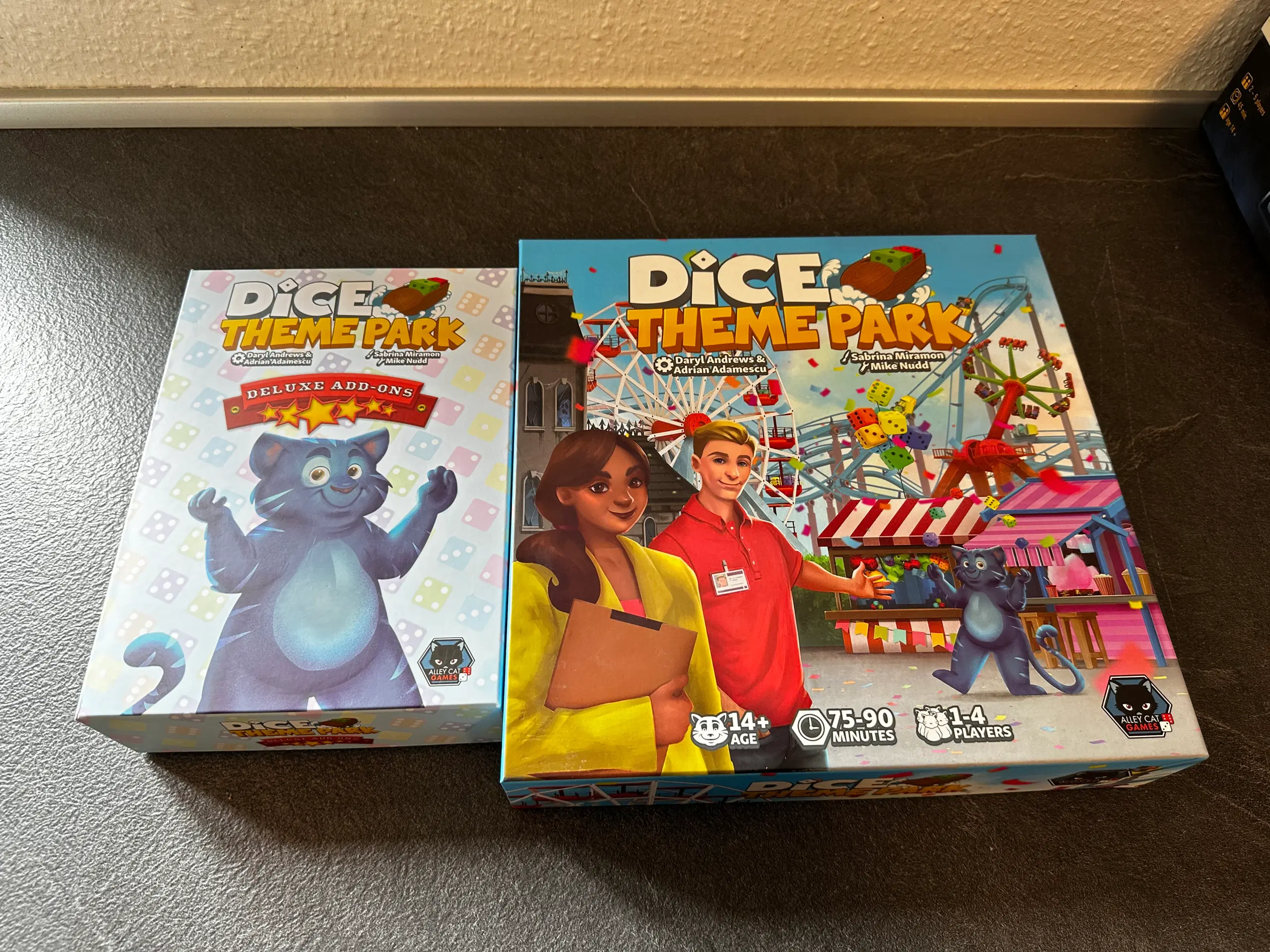 Dice Theme park + Deluxe Add-Ons + Sleeves