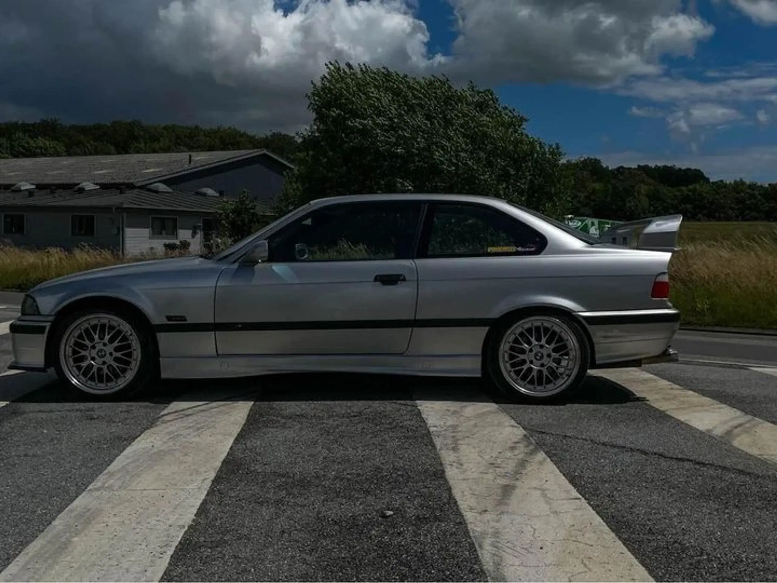 BMW E36 320i Coupe