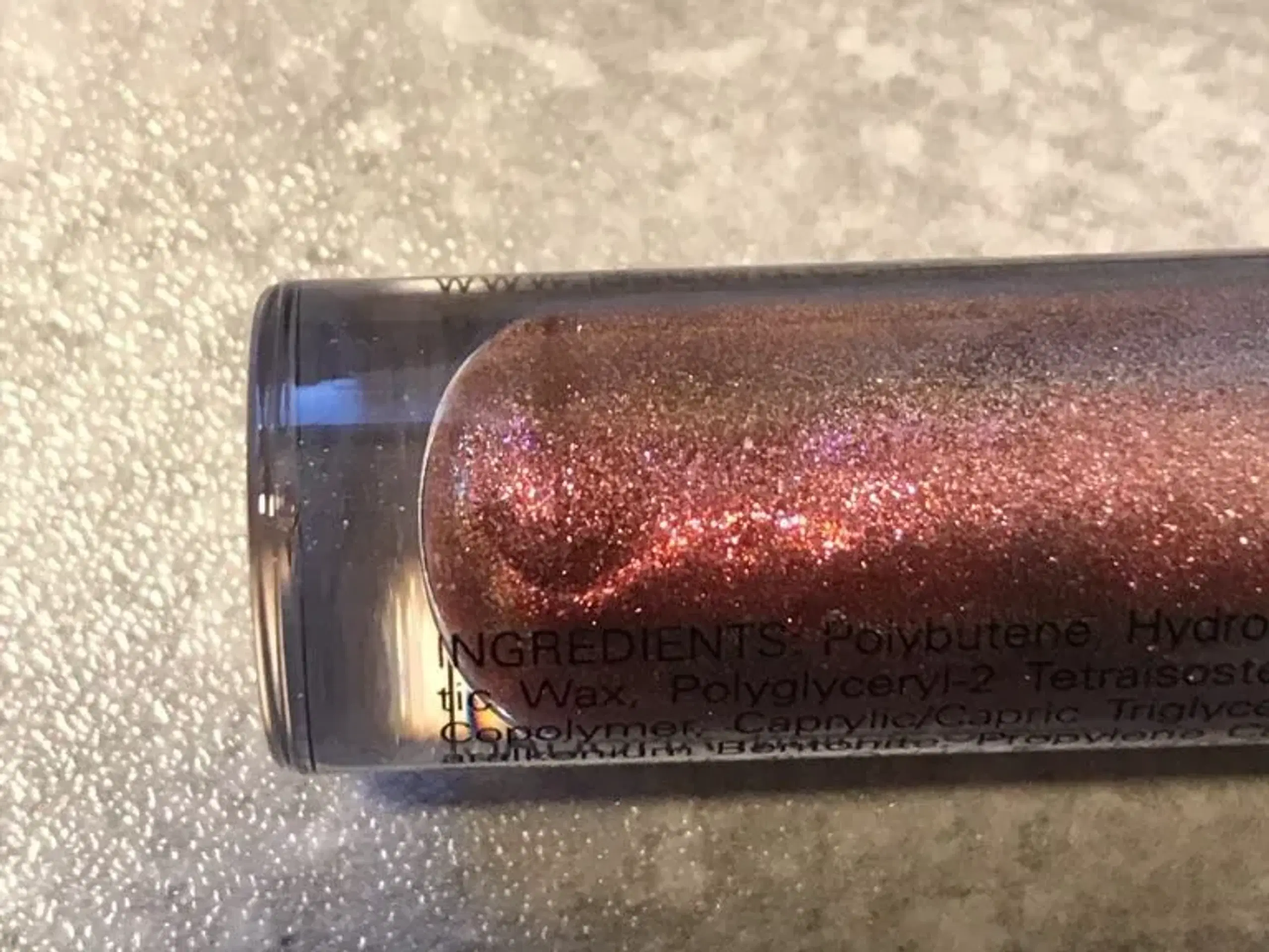 Lip gloss explosive shine sælges