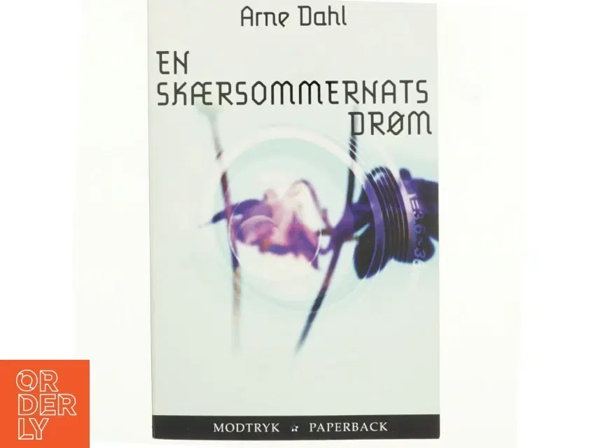 En skærsommernatsdrøm : kriminalroman af Arne Dahl (f 1963) (Bog)