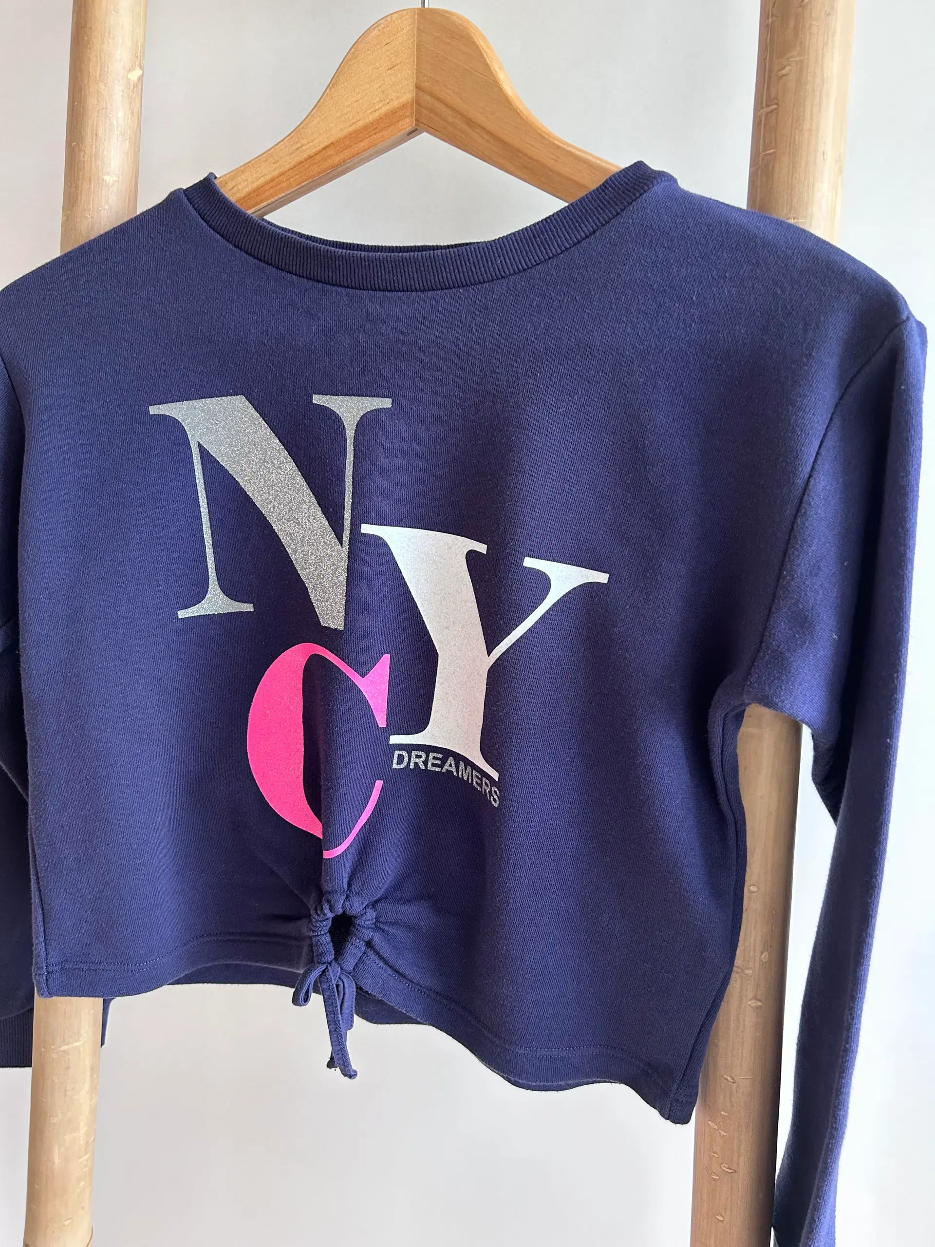 HM sweatshirt med tryk str 134-140