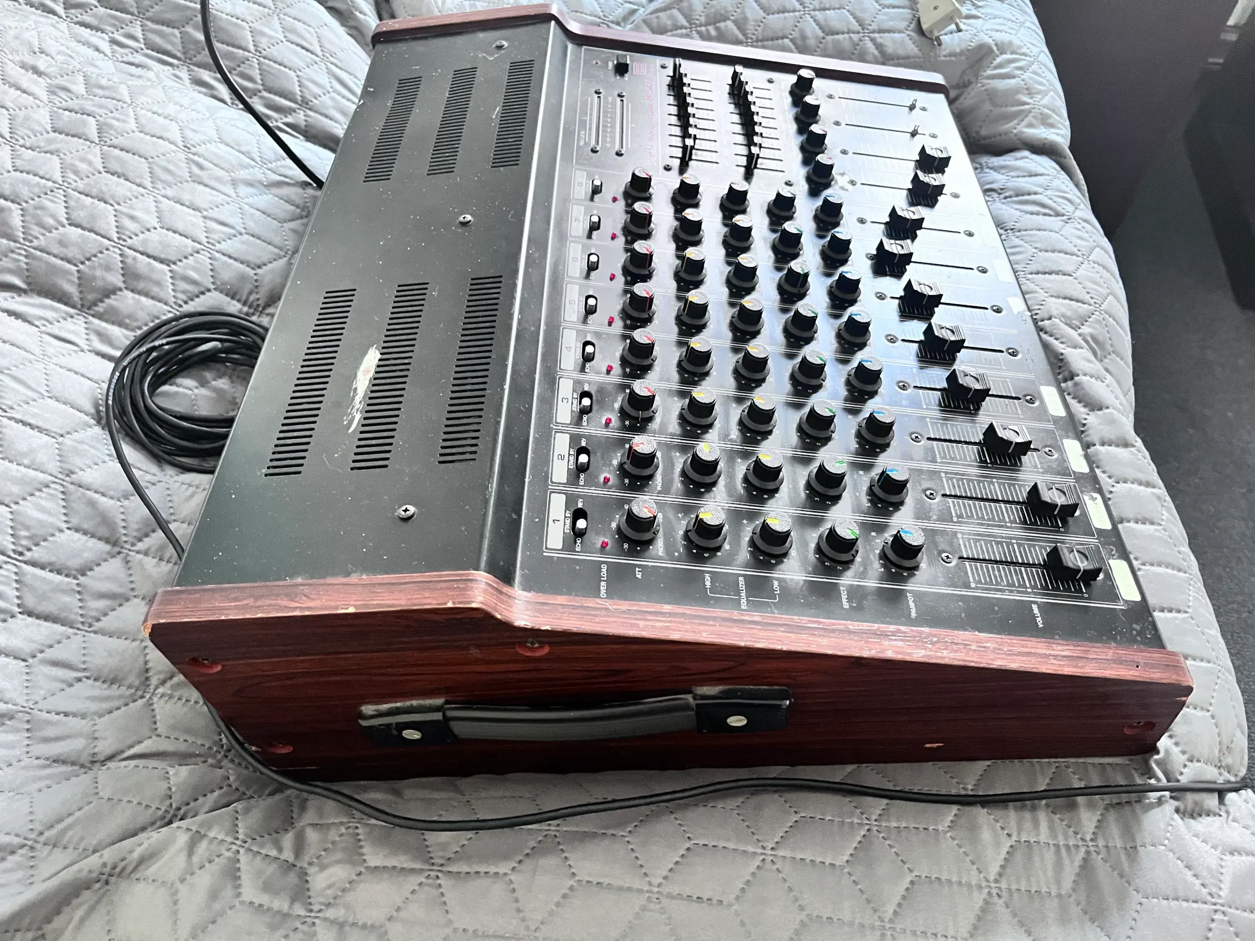 Roland pa-250 power Mixer