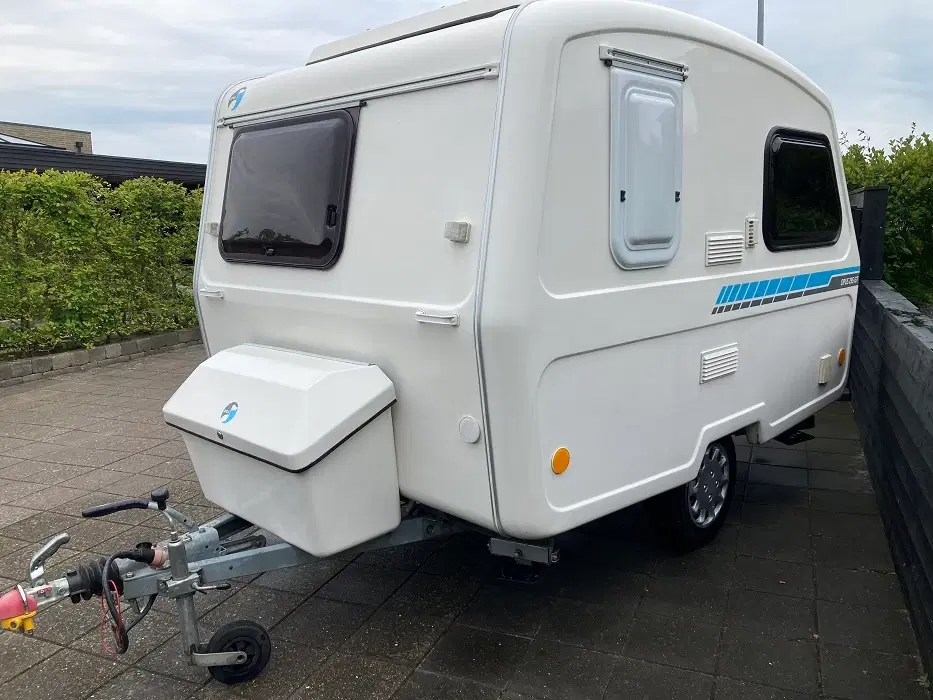 Niewiadow - OPUS 295 GT - Safari - Vega reg 2018