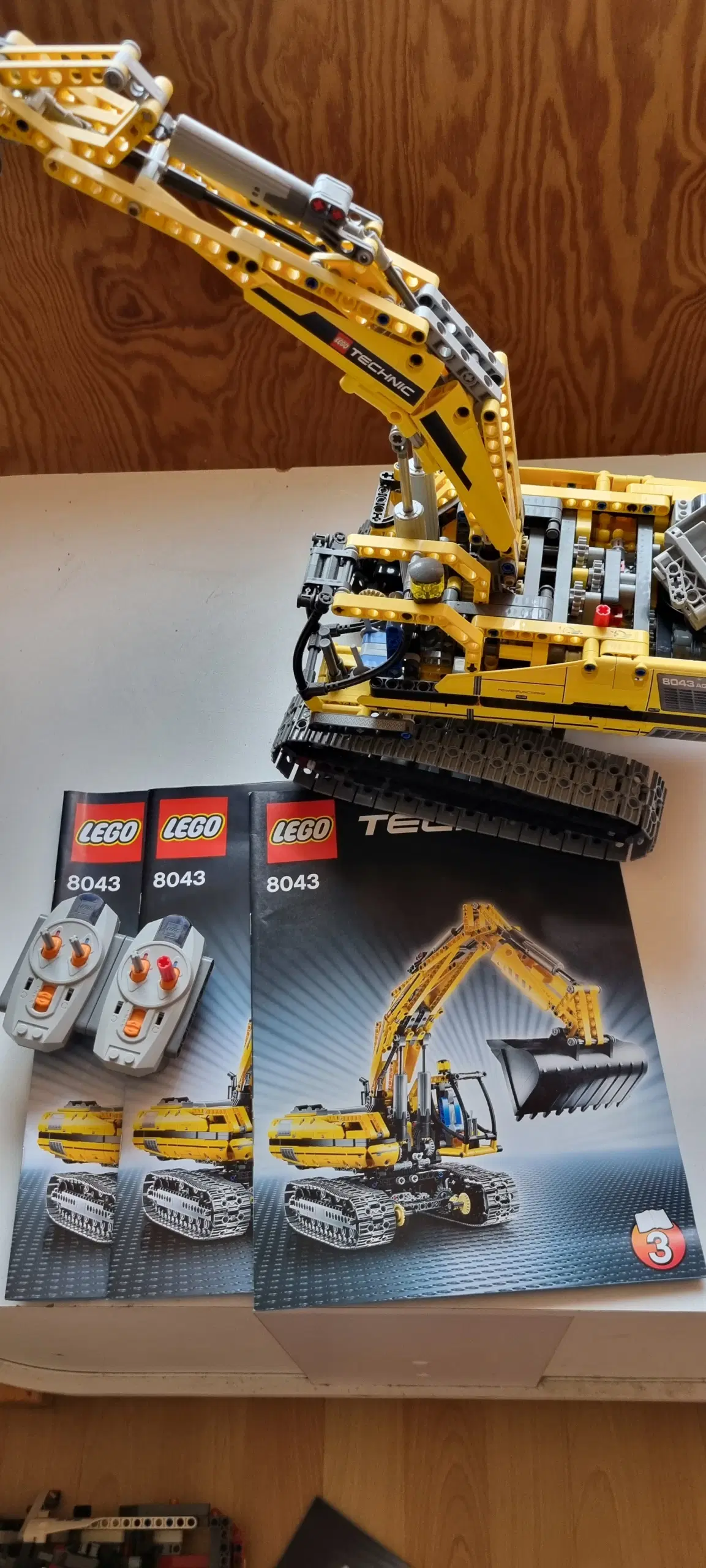 Lego Technic Motoriseret Excavator nr 8043