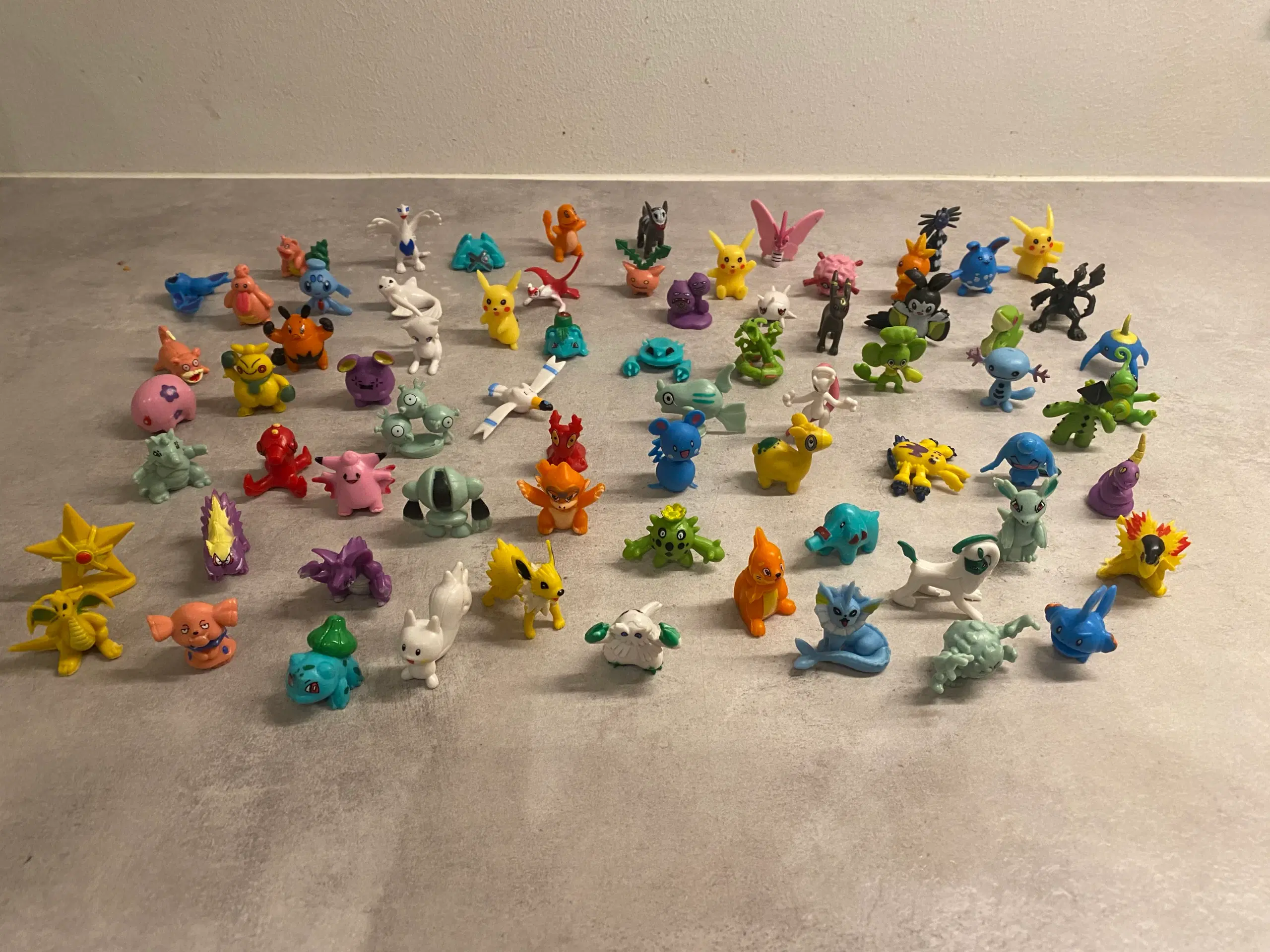 Pokemon figurer 72 stk