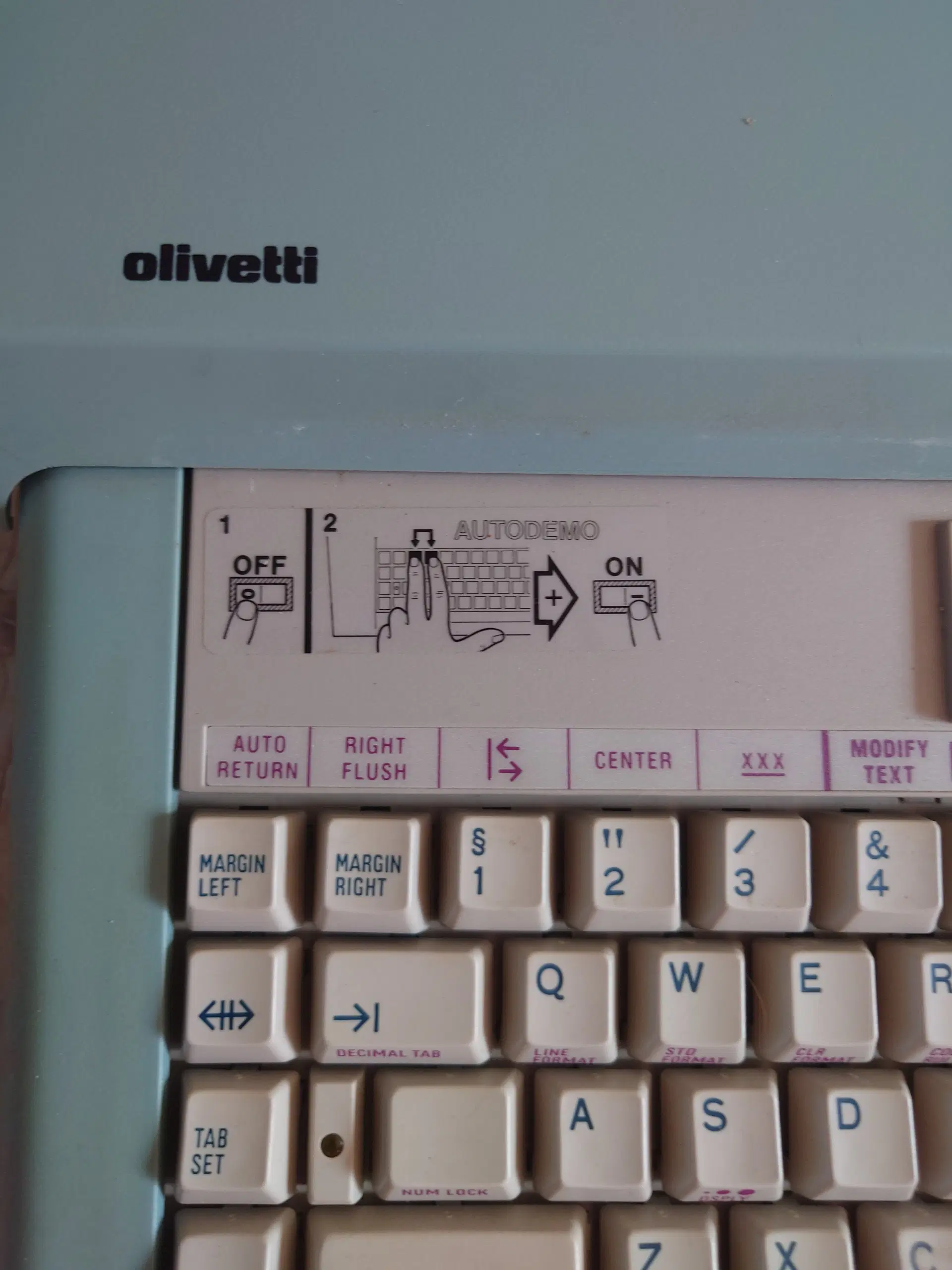 Olivetti Danmark 2000 skrivemaskine