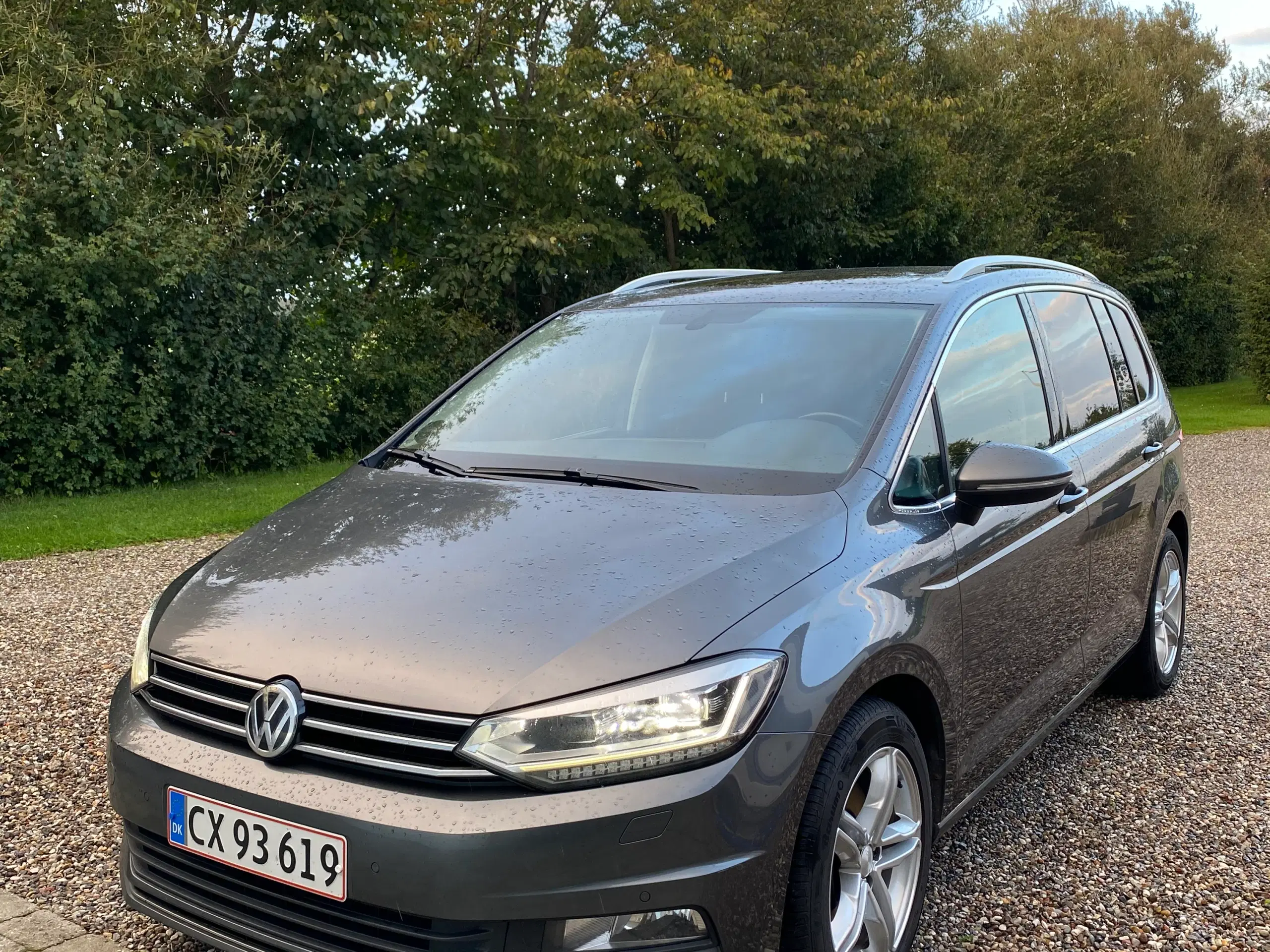 Volkswagen Touran 20tdi dsg Highline