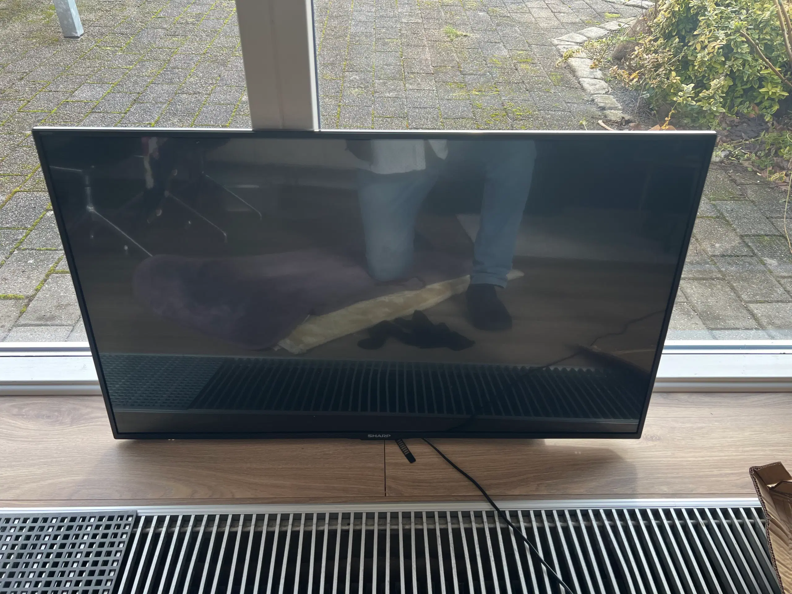 Sharp 43” LCD TV