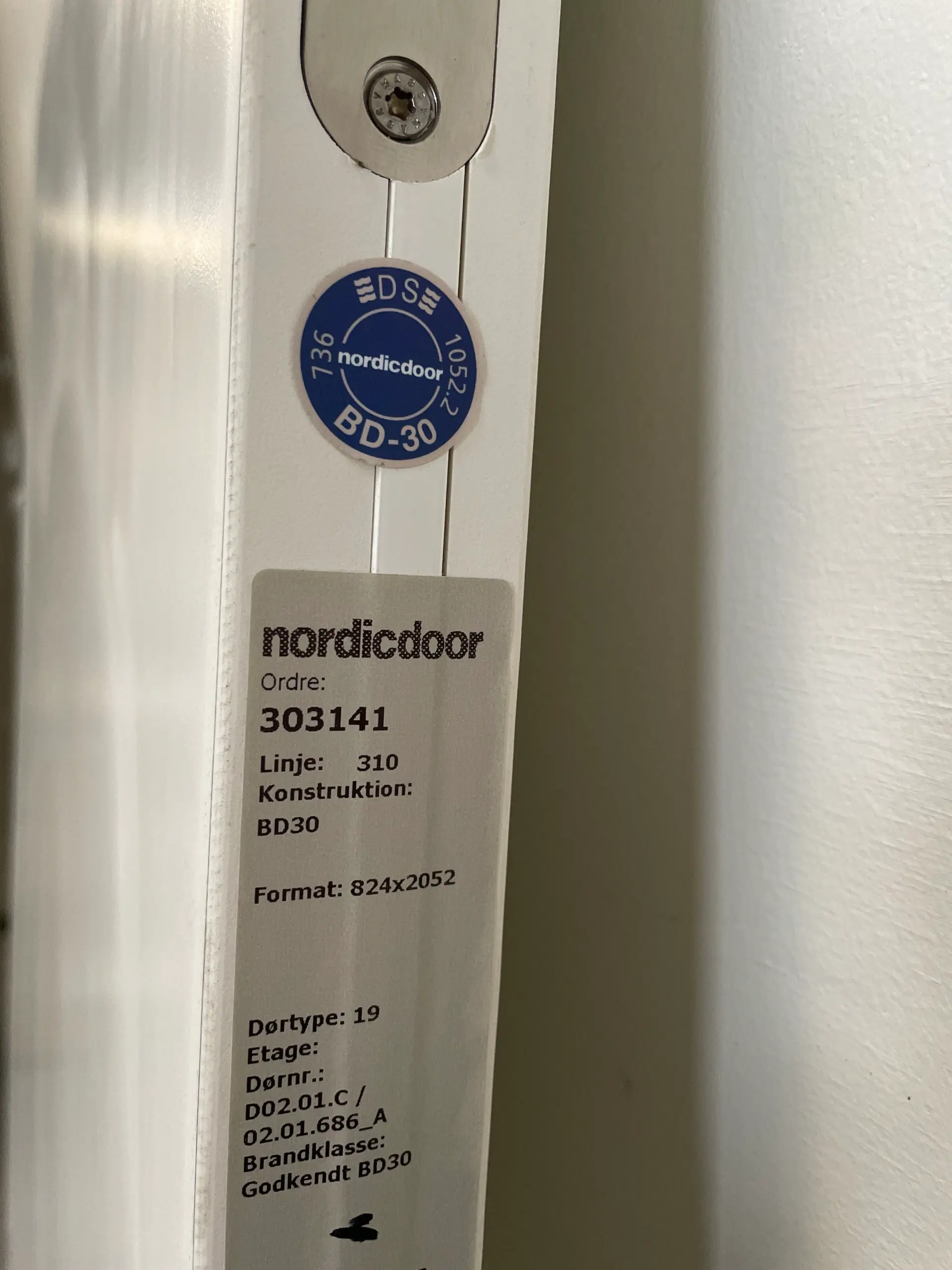 Nordicdoor branddør bd30 824x40x2052mm højrehængt hvid