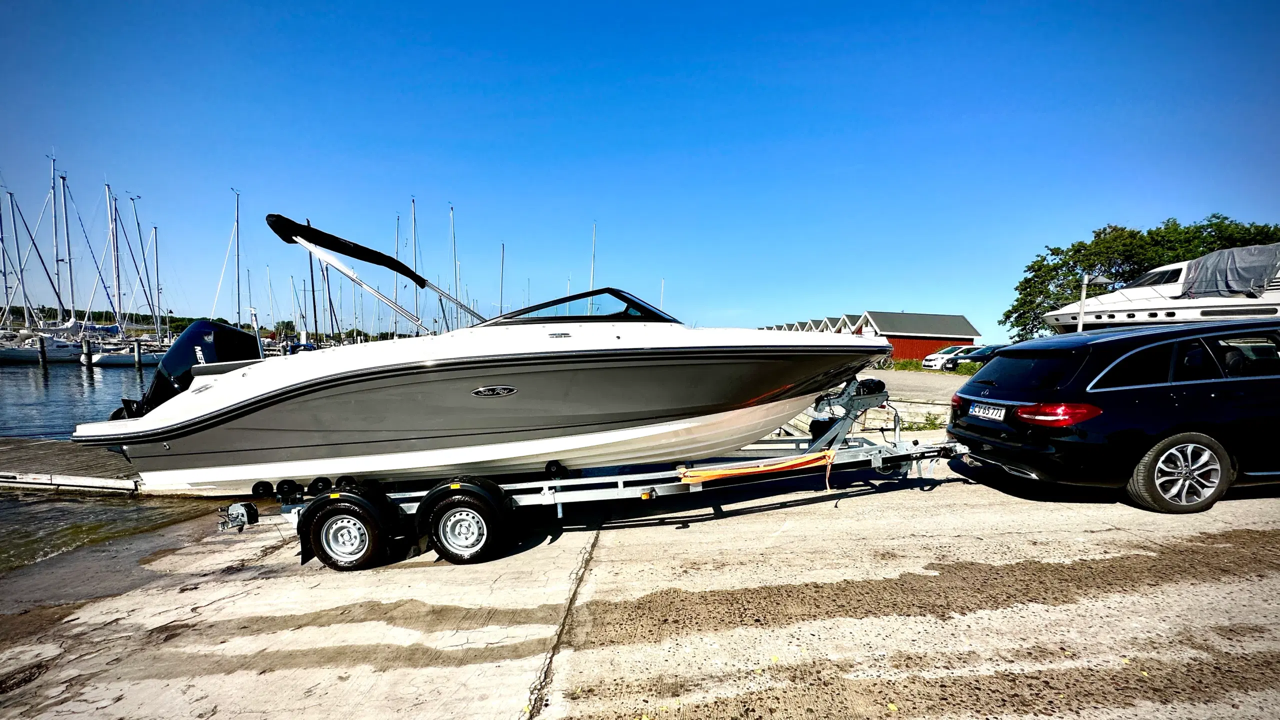 SeaRay SPX 210