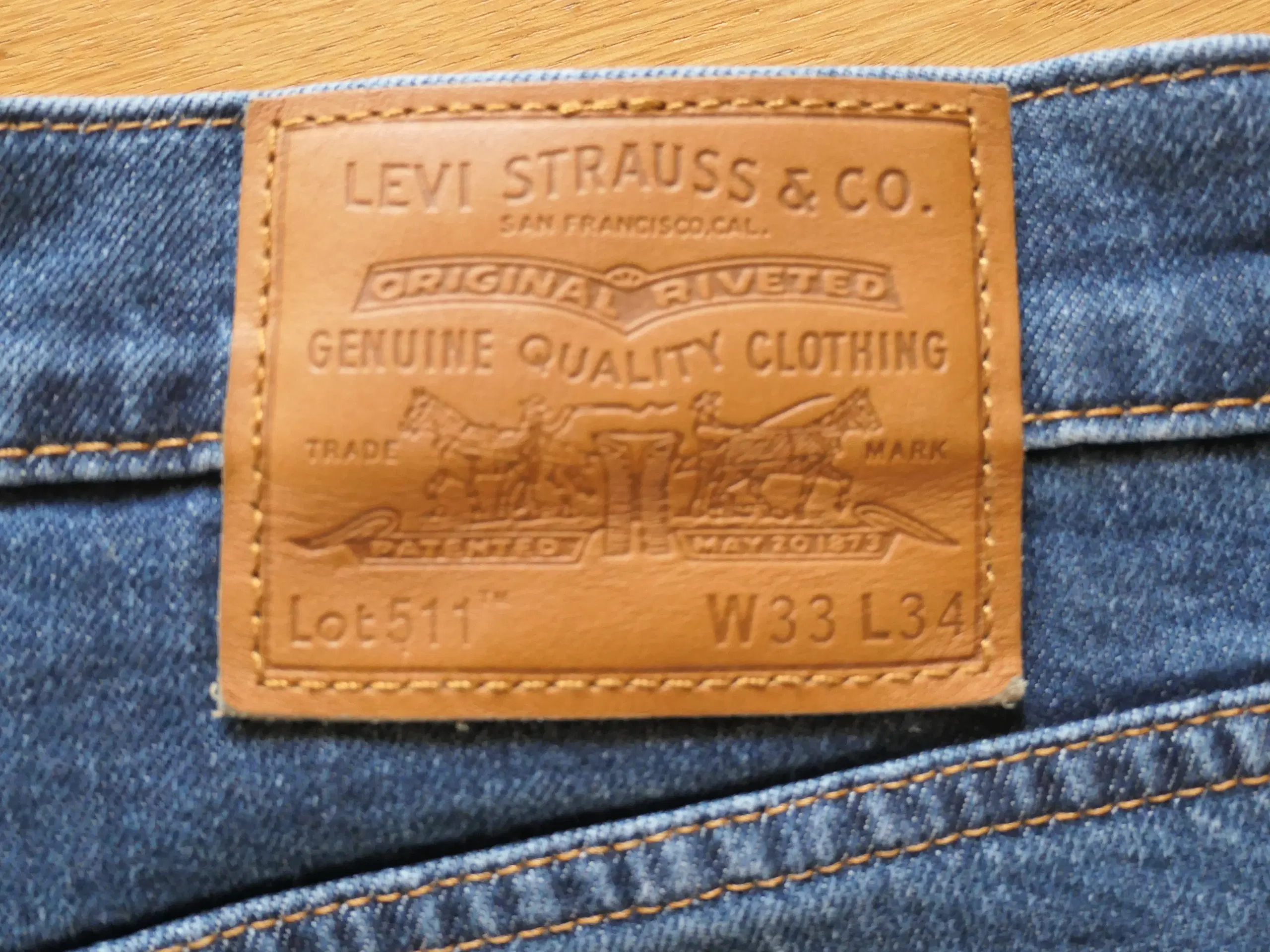 Levis Jeans Lot 511 w33