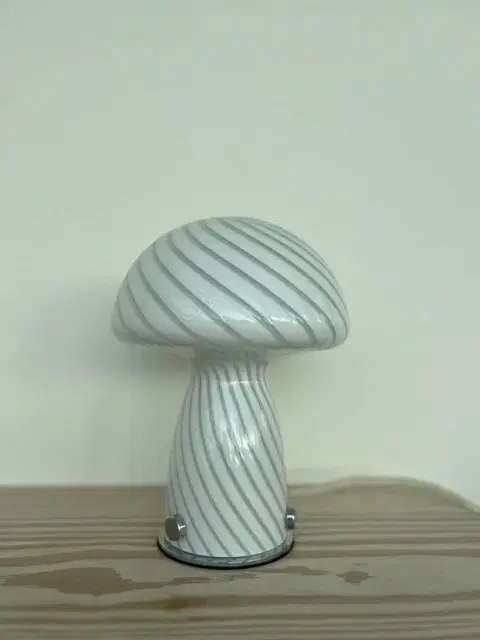 Mushroom bordlampe - hvid