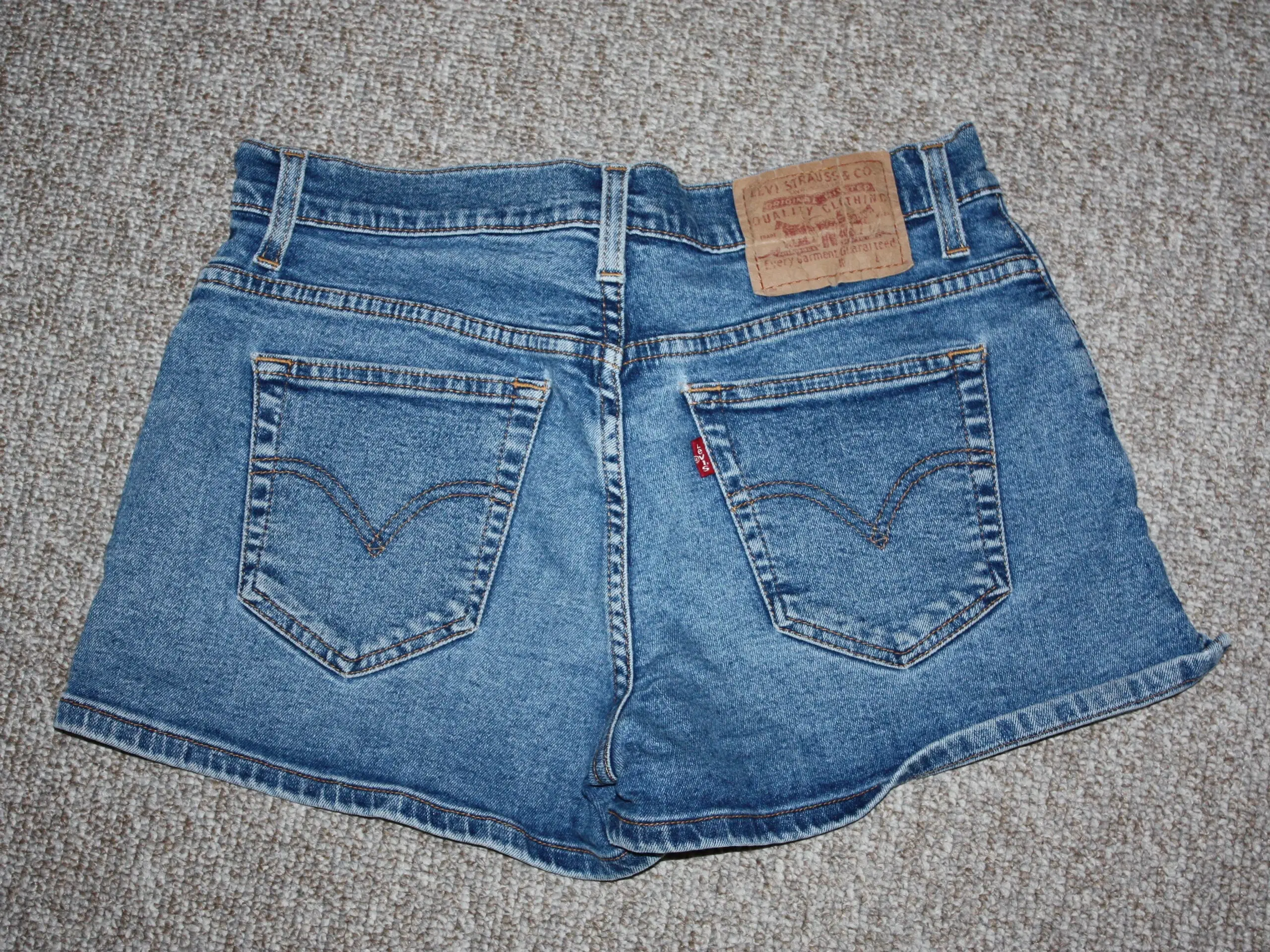 Shorts LEVI'S str L / 38