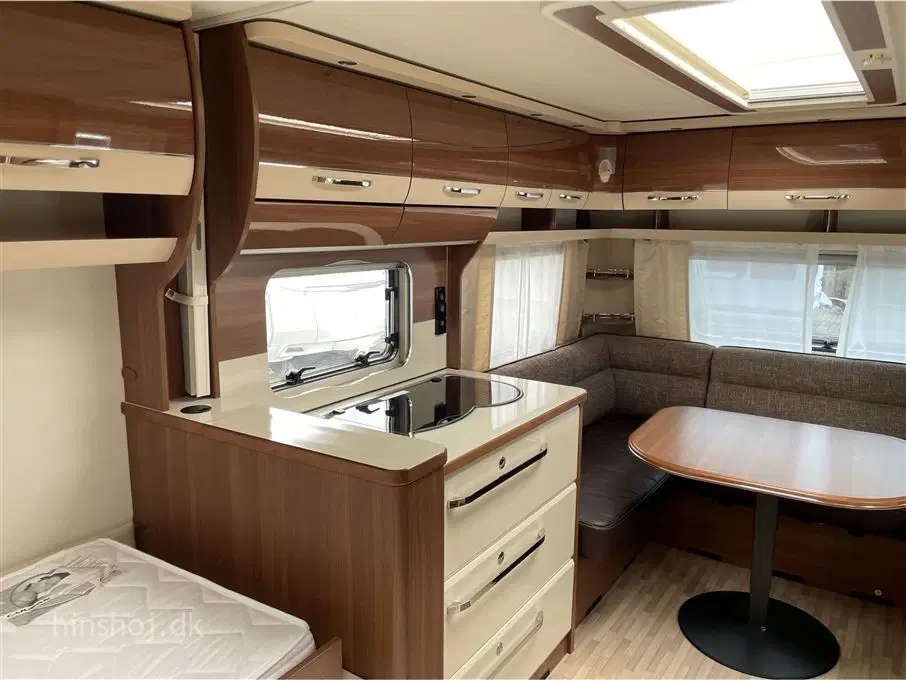 2018 - LMC Maestro 735 K Alde   Lækker Familie vogn med Alde centralvarme fra LMC fra Hinshøj Caravan A/S