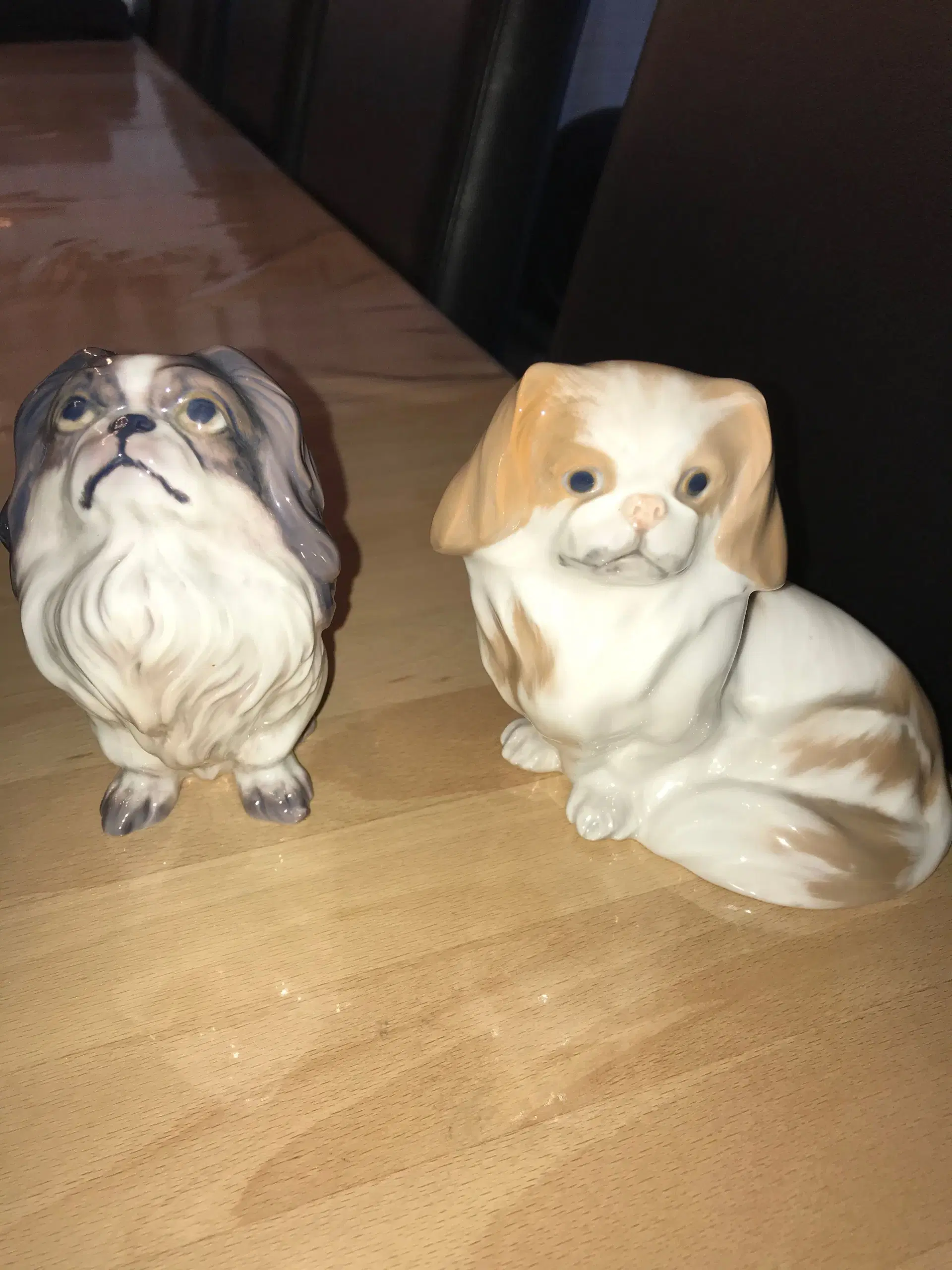 Porcelæns Pekingesere